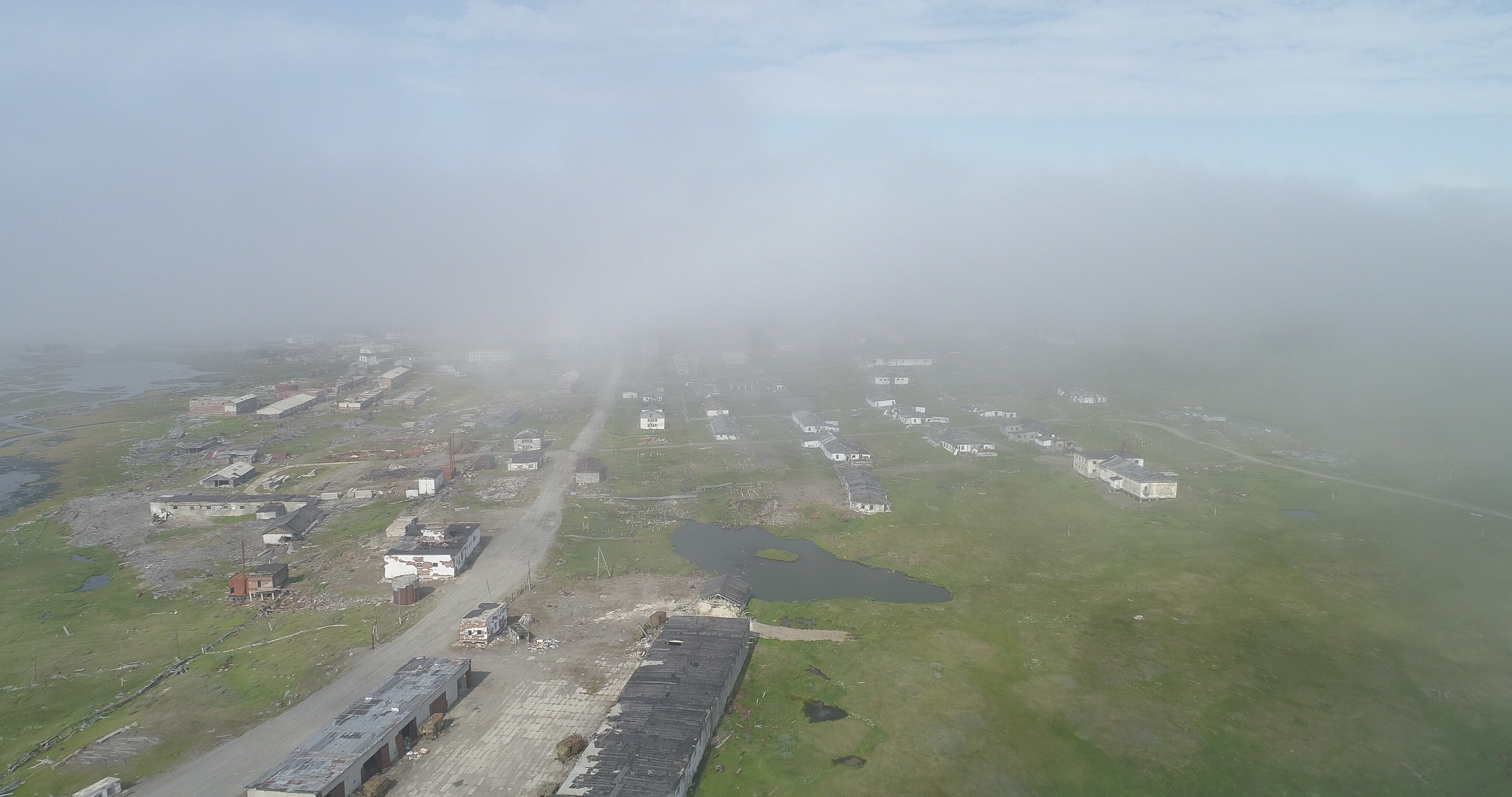 Амдерма — наука (2020 г.). Фотоальбом показывающий увлекательный мир авиации и мир медведей Андрея Иванова