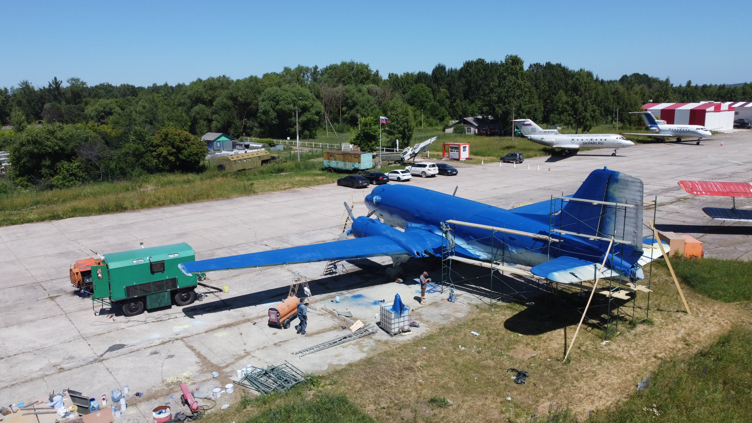 Ил-14Т «Голубая Мечта» — покраска (2022г). Фотоальбом показывающий увлекательный мир авиации и мир медведей Андрея Иванова
