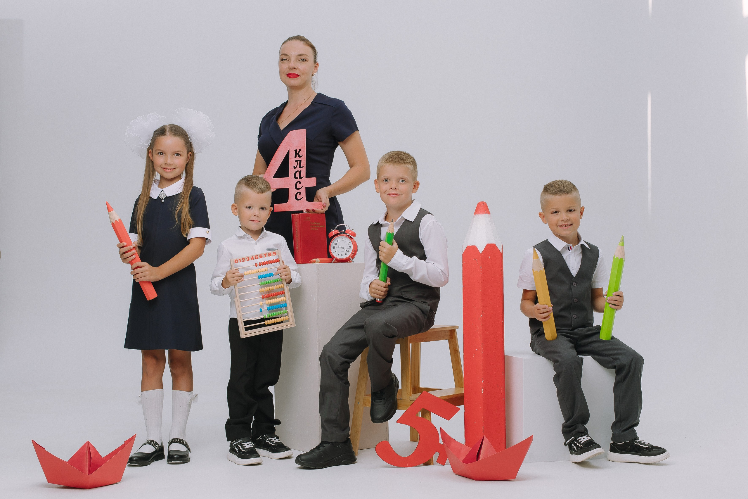 Математика- реквизит и фото для съемки в студии. Выпускные альбомы Натальи Бутко: Новороссийск, Анапа, Геленджик