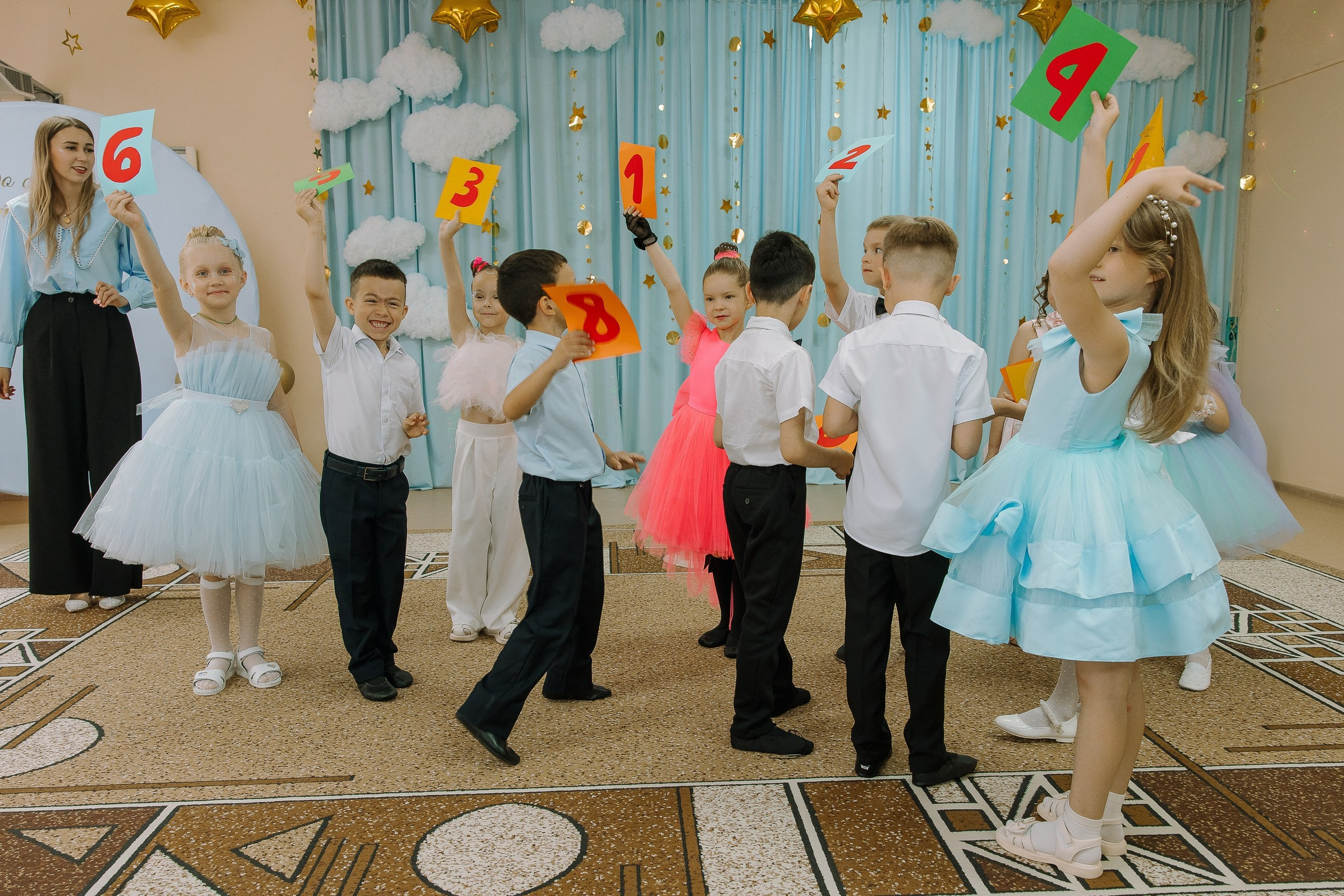 Выпускной в ДС -29. Выпускные альбомы Натальи Бутко: Новороссийск, Анапа, Геленджик