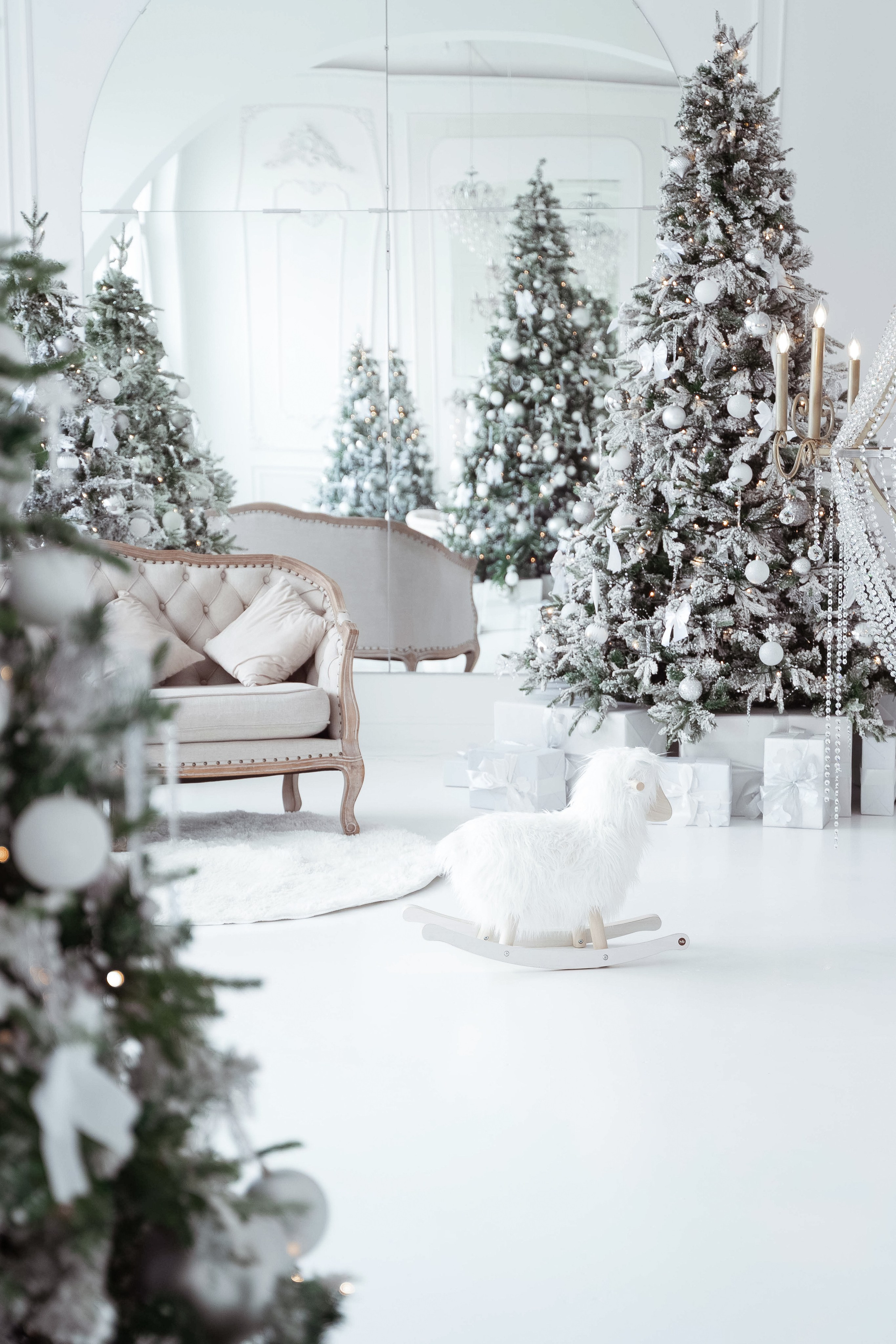 Зал Ренессанс. Фотограф г. Хабаровск. Семейные и индивидуальные съёмки