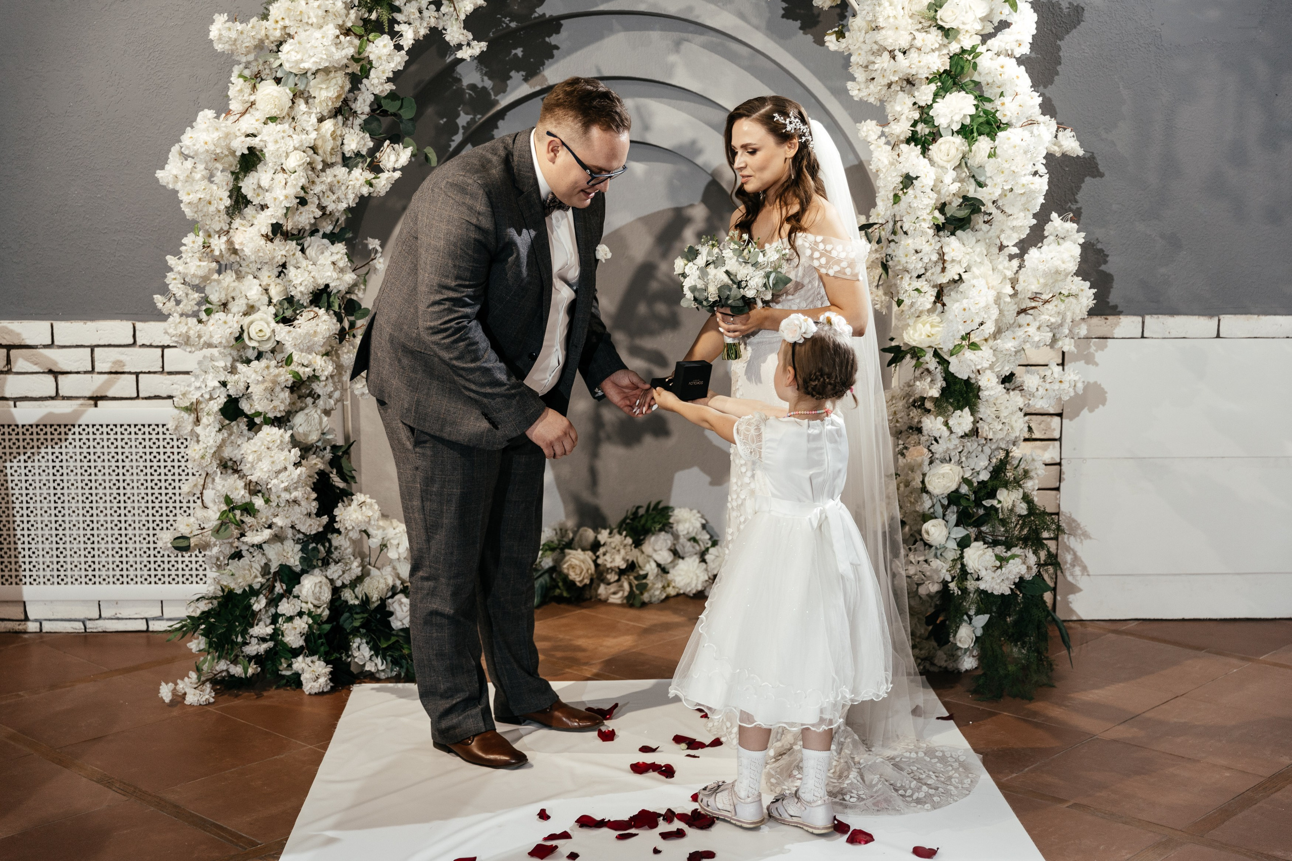 Свадебный фотограф Уфа — Руслан ГабдлисламовЖивые эмоции, красивые кадры, воспоминания на всю жизнь.Работаю по всей Республике Башкортоста. Свадебный фотограф Уфа Руслан Габдлисламов