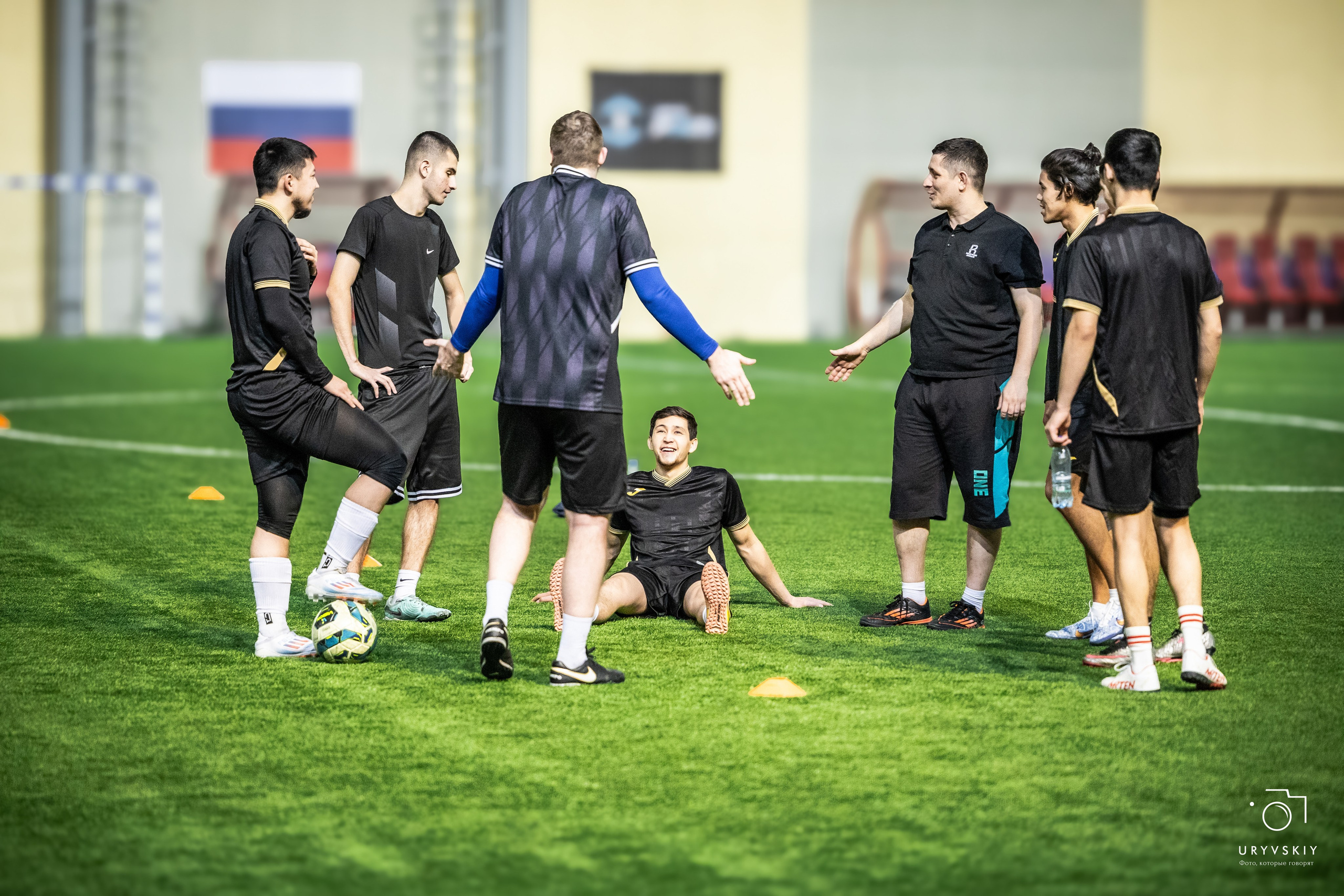 Командор футбол 29.11.2025. Игорь Урывский. Фотограф Красноярск