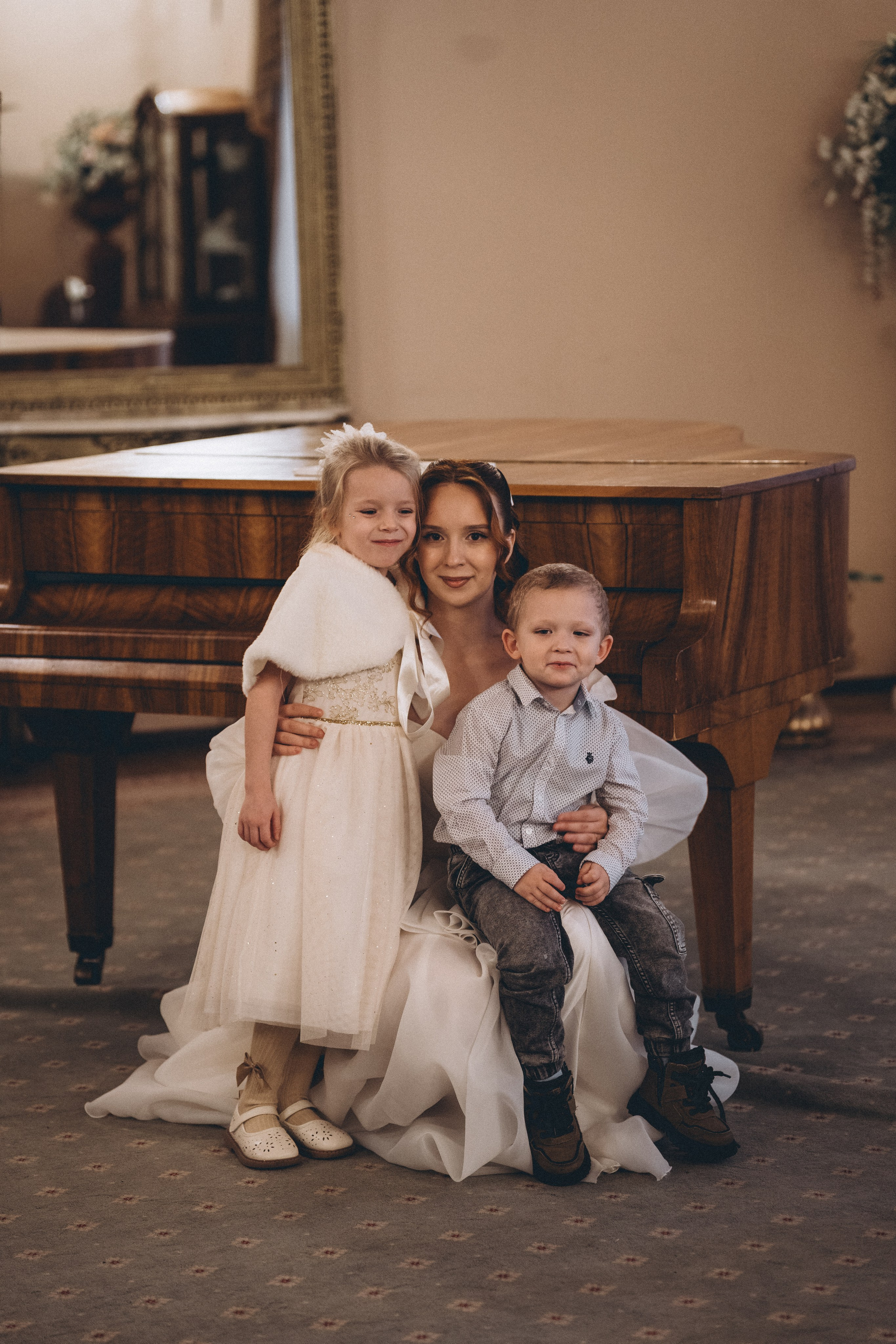 СВАДЕБНАЯ СЬЕМКА ВО ВТОРОМ ДВОРЦЕ С ГОСТЯМИ И ПРОГУЛКА В ТАВРИЧЕСКОМ САДУ. Профессиональный фотограф, Санкт-Петербург — Виктория Богомолова