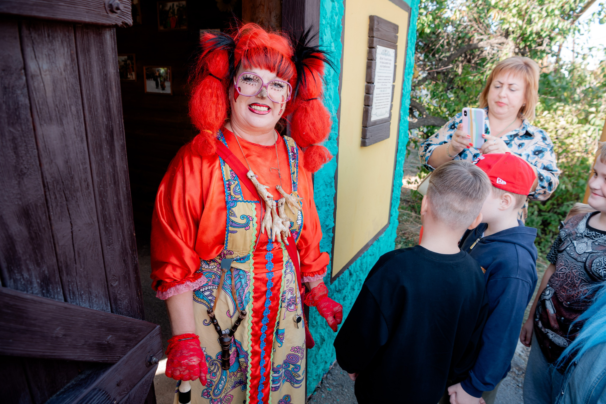 Экскурсия класса в Музей Русской Сказки. Фотограф в Волгограде и Волжском Александр Горбань