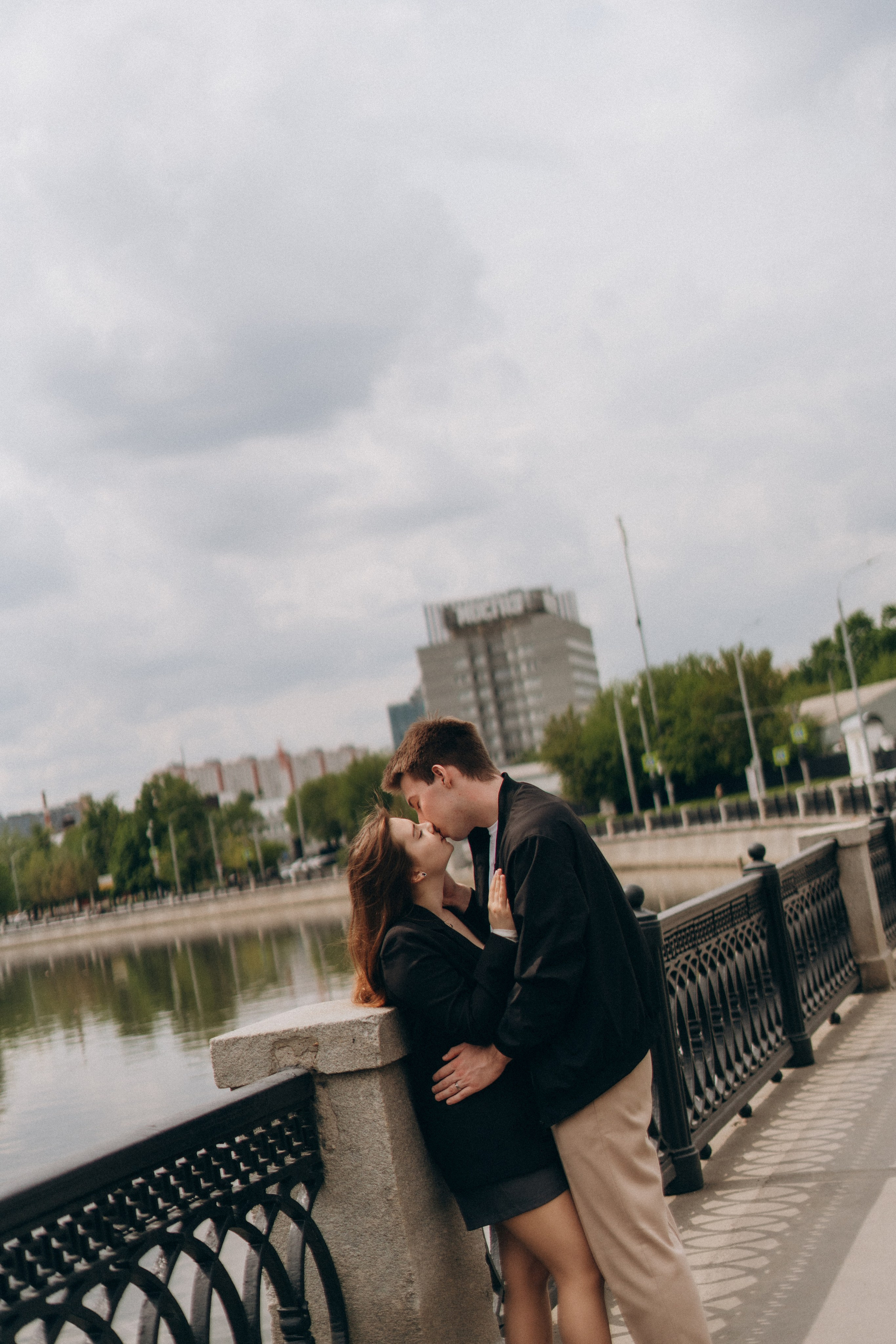 Юля и Даня | Прогулка по улицам Москвы. Фотограф Москва Виктория-Антуанетта