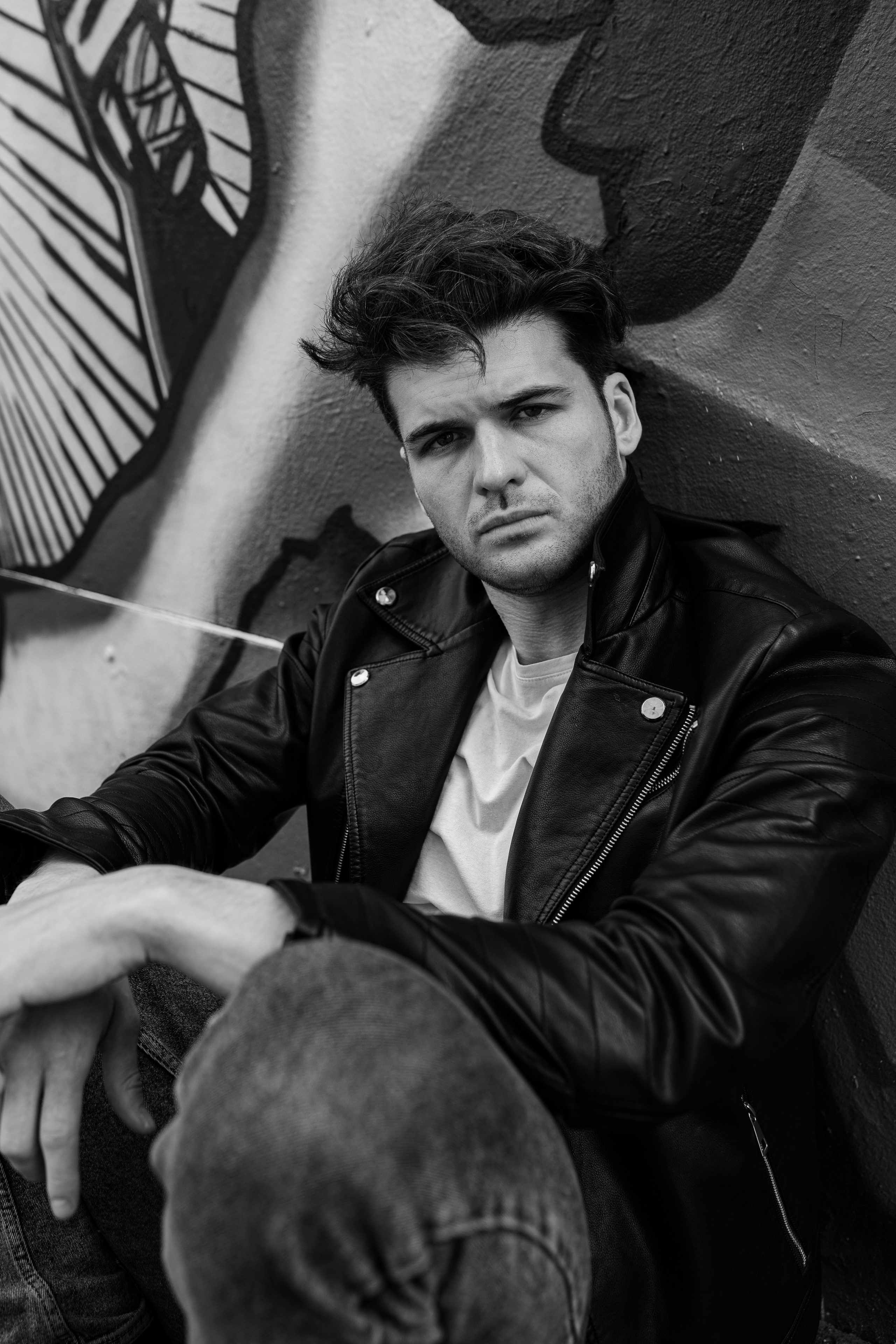 Фотосессия актёра Владислава Картамышева в арт-пространстве Флакон. Фотограф в Москве Анна Яковлева