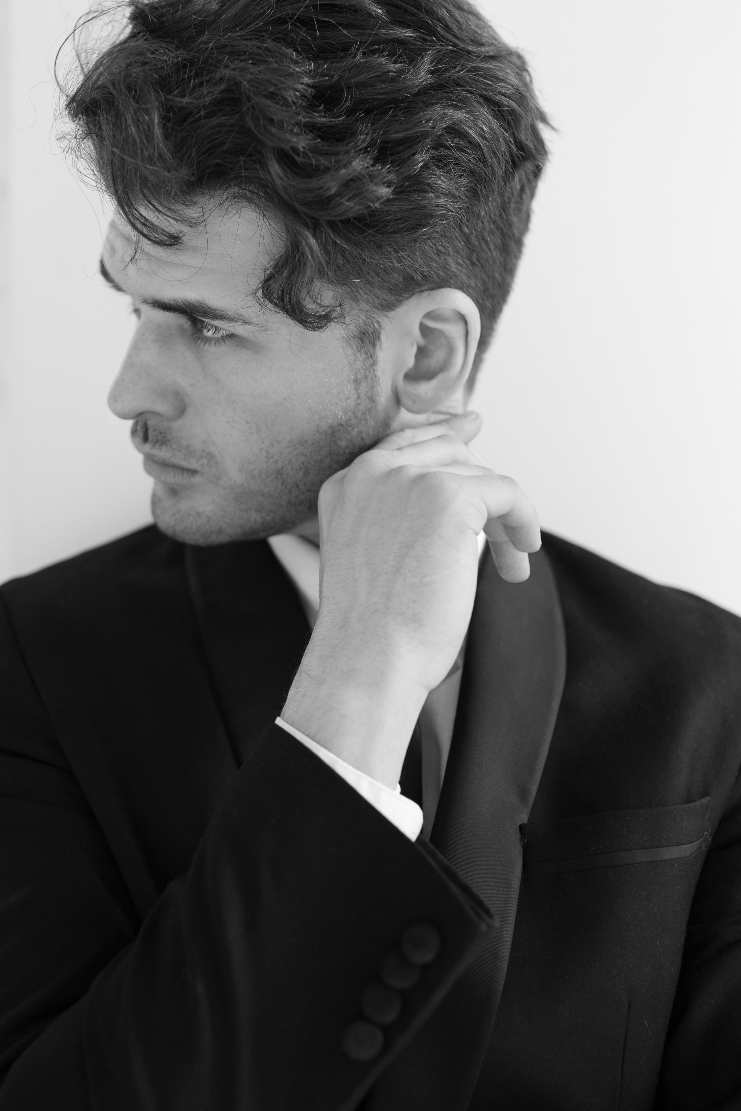 Фотосессия актёра Владислава Картамышева в арт-пространстве Флакон. Фотограф в Москве Анна Яковлева