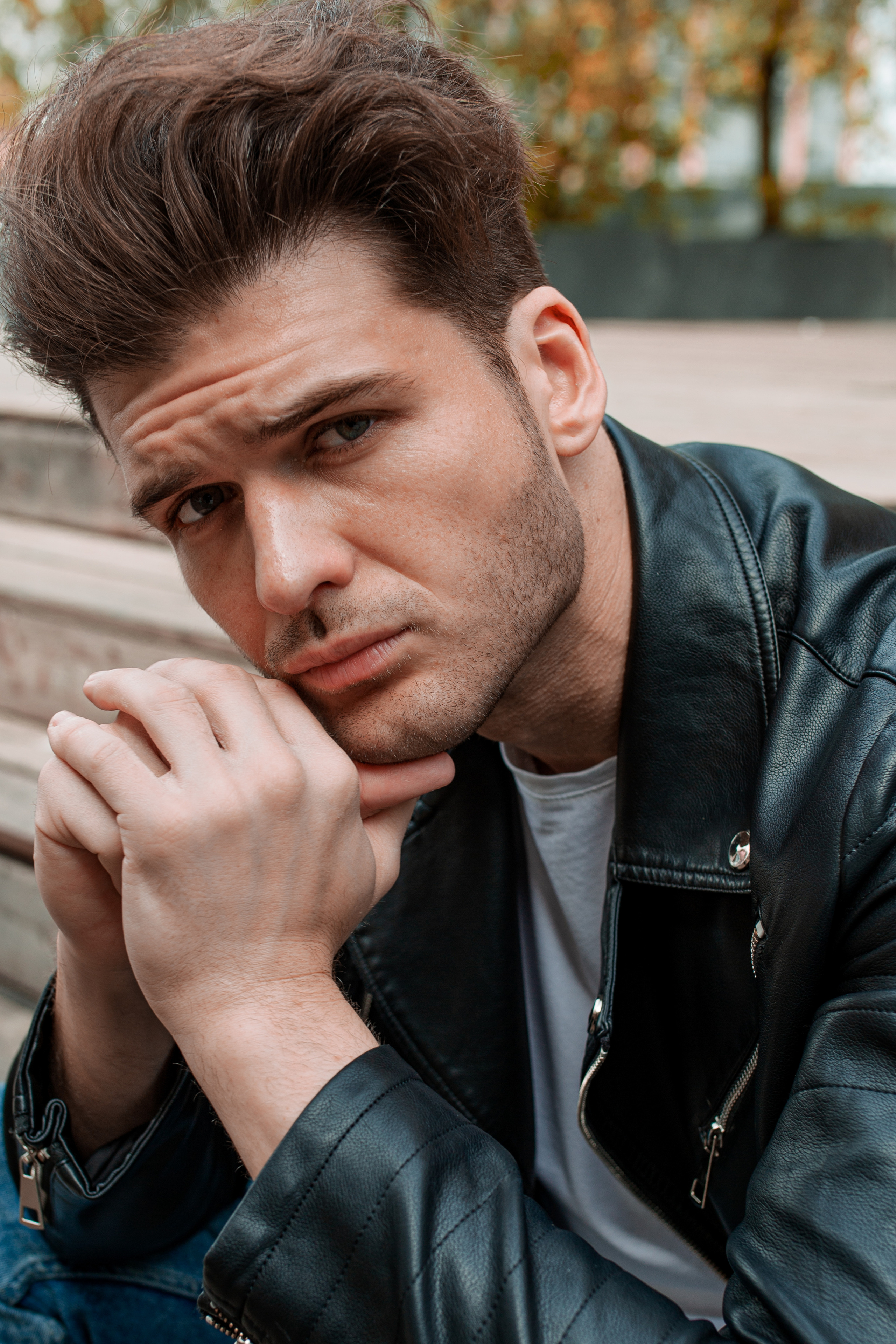 Фотосессия актёра Владислава Картамышева в арт-пространстве Флакон. Фотограф в Москве Анна Яковлева