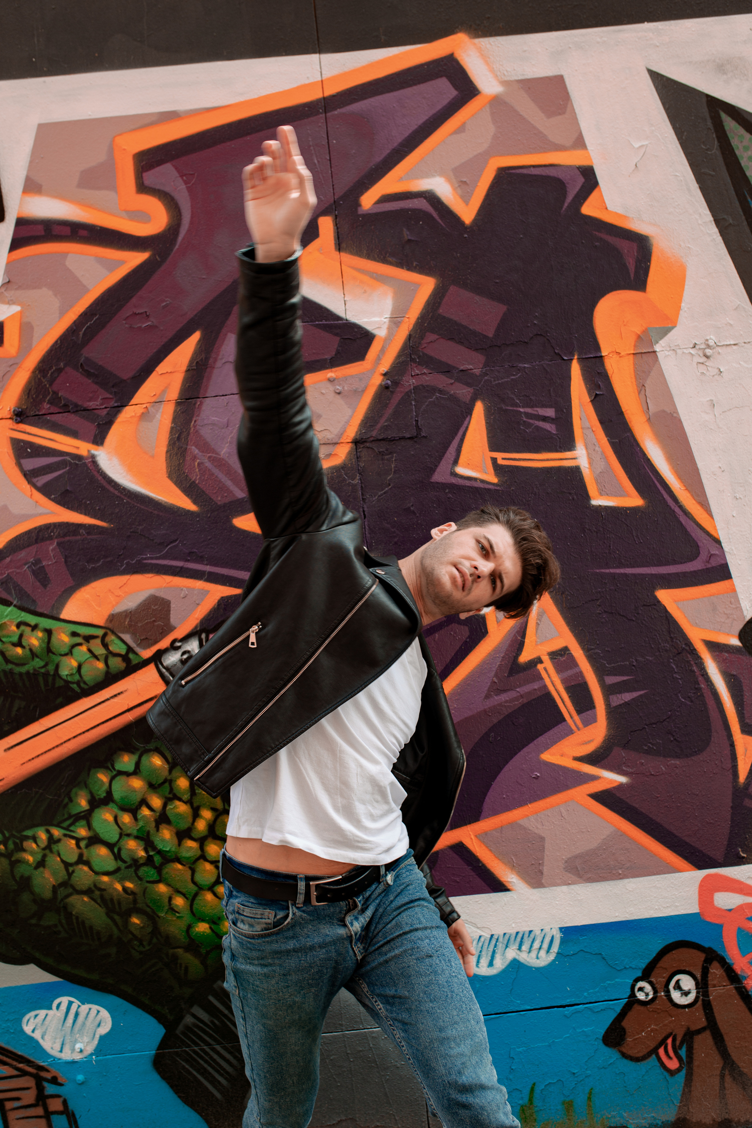 Фотосессия актёра Владислава Картамышева в арт-пространстве Флакон. Фотограф в Москве Анна Яковлева