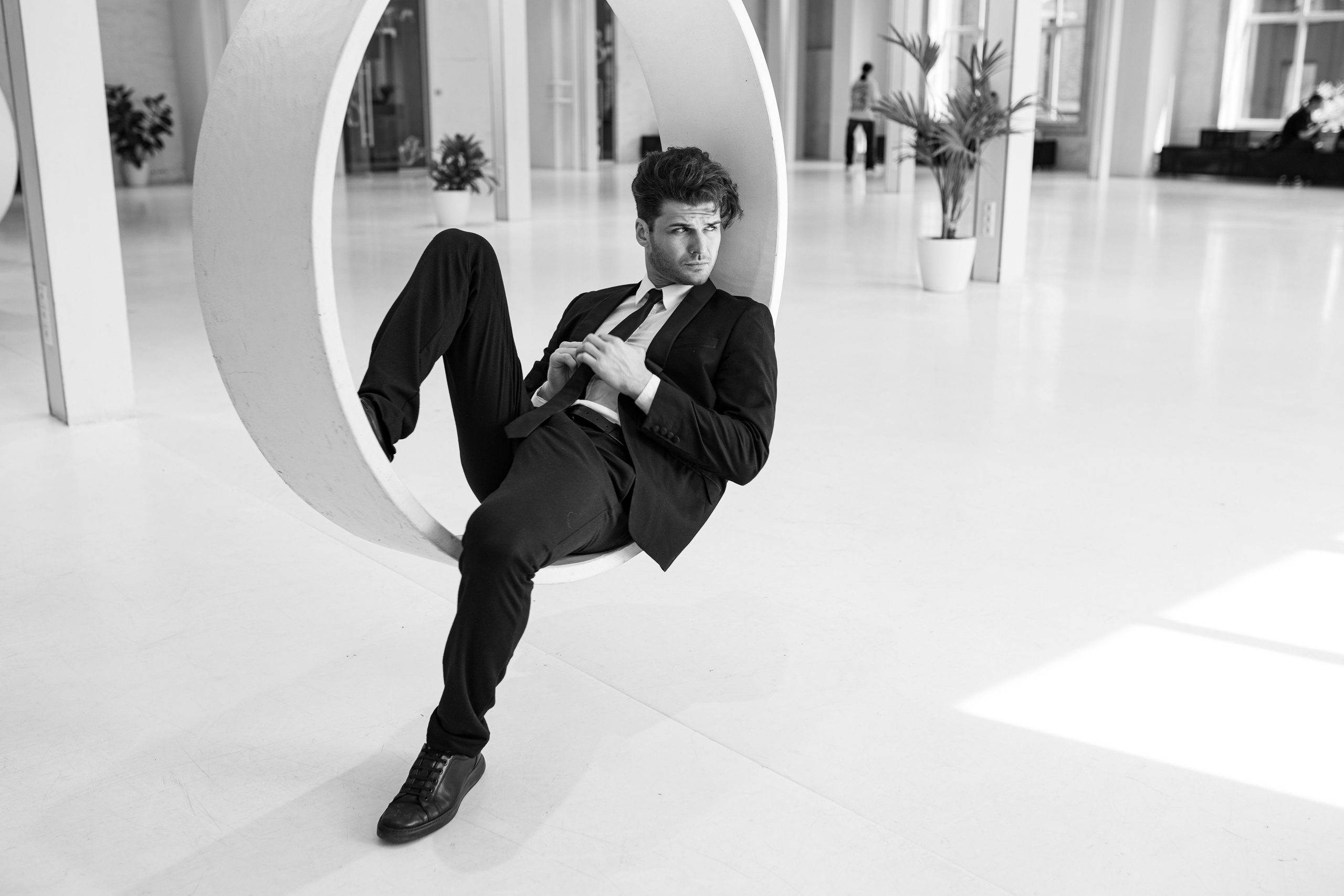 Фотосессия актёра Владислава Картамышева в арт-пространстве Флакон. Фотограф в Москве Анна Яковлева
