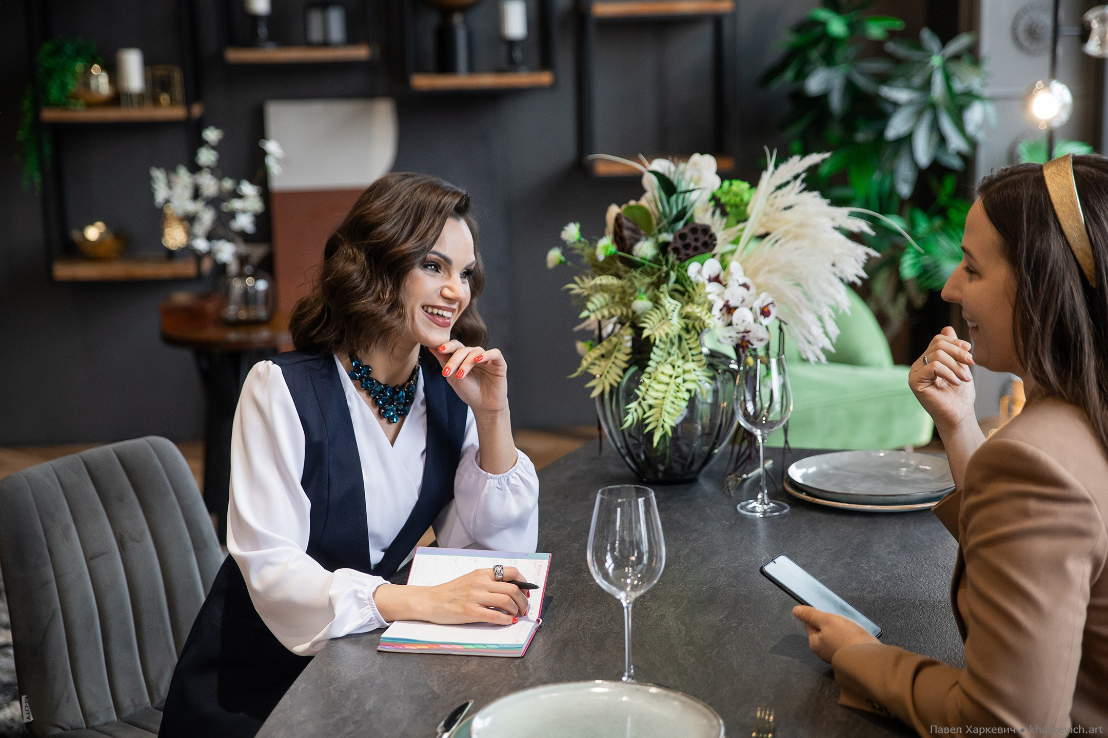 Фото портфолио для ведущих и артистов. Фото-видео студия WEDDING ART