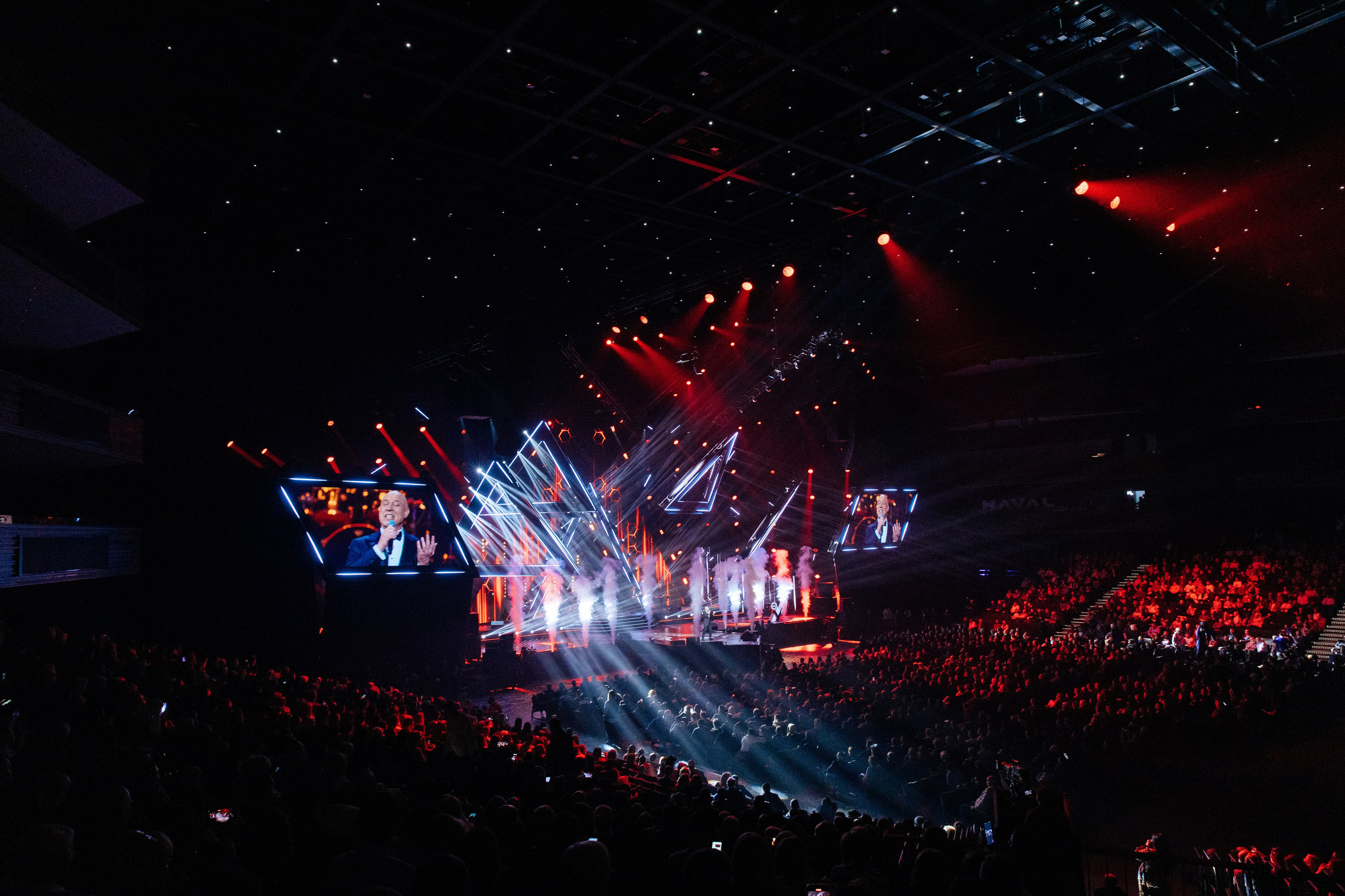 Фотограф на концерт Александр Чернин. Александр Чернин. Семейный и событийный фотограф