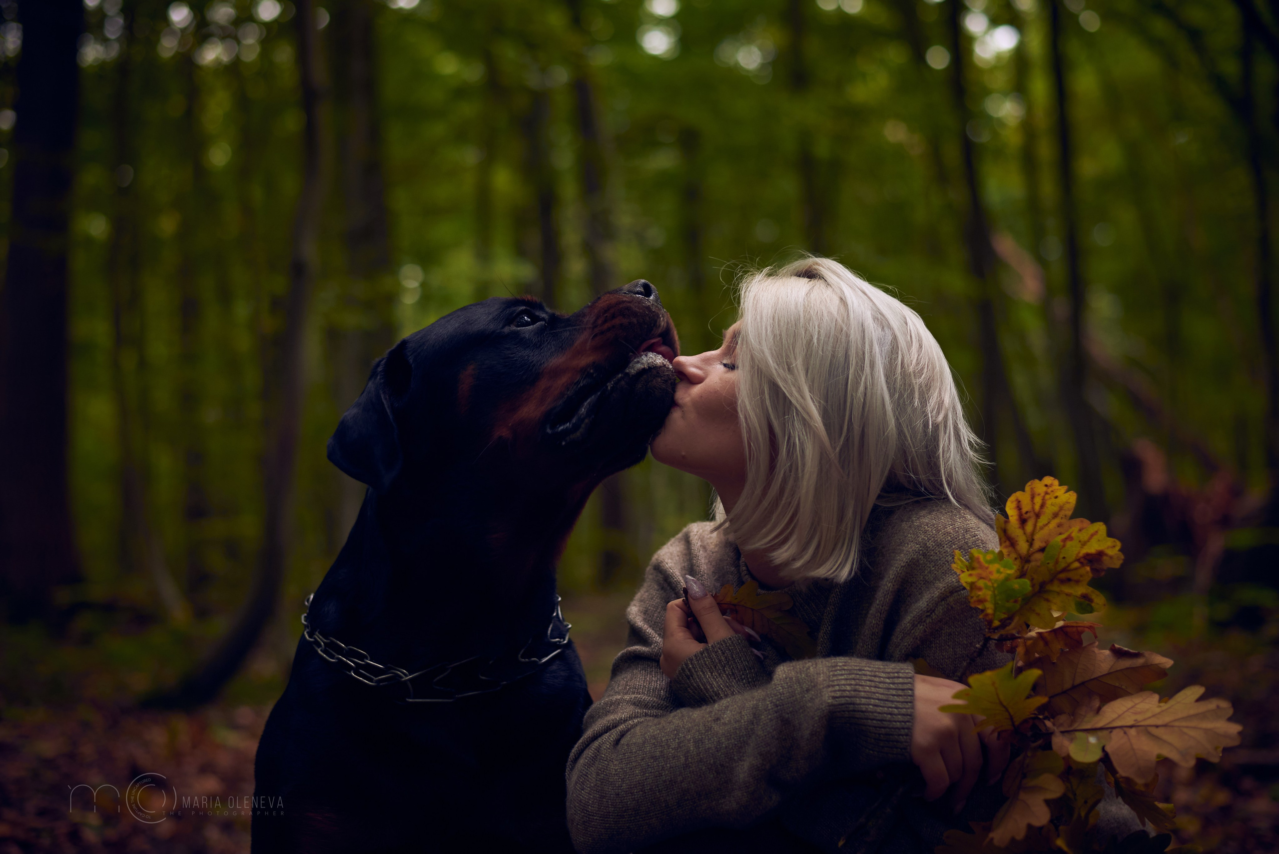 Прогулка с собакой. Фотограф Мария Оленева