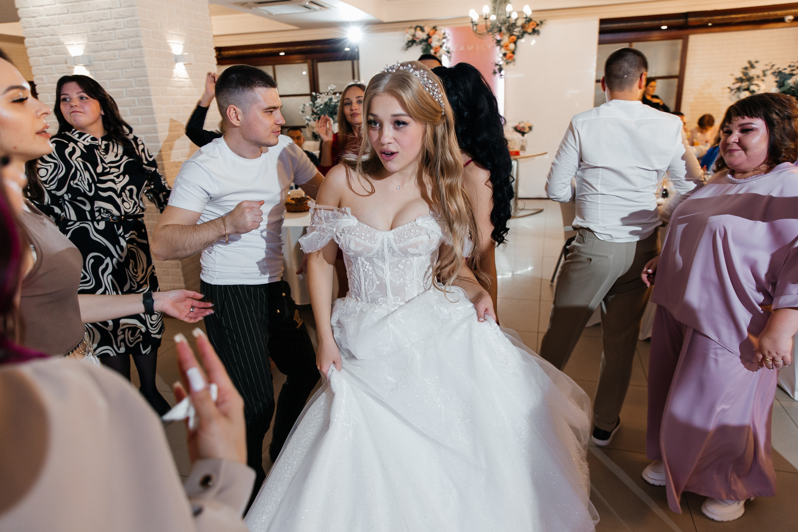 Свадьба Альберта и Алсу — бутик и O2. Свадебный фотограф в Оренбурге Илья Володьков