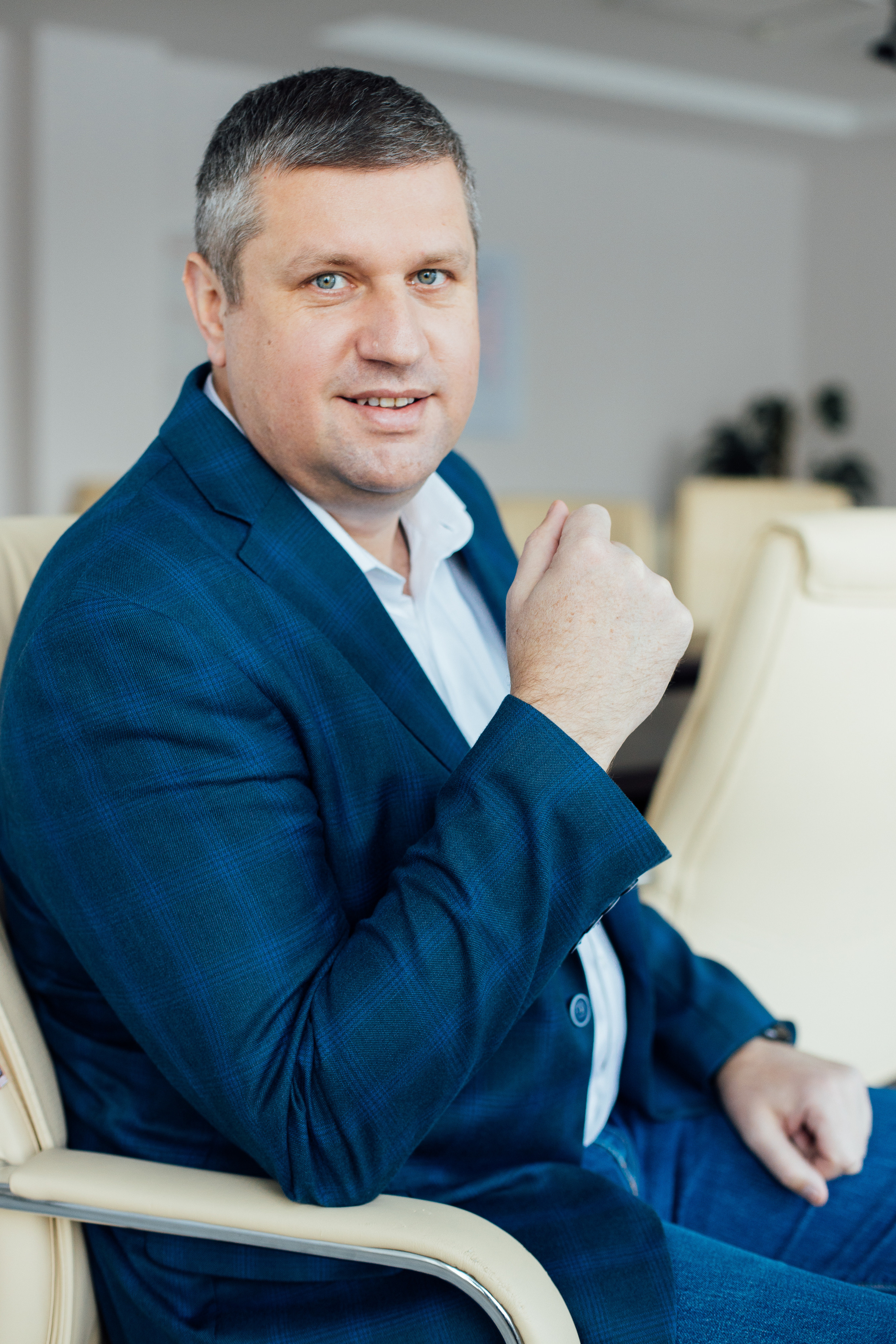 Верный. Свадебный и портретный фотограф в Королёве Сергей Чихарев