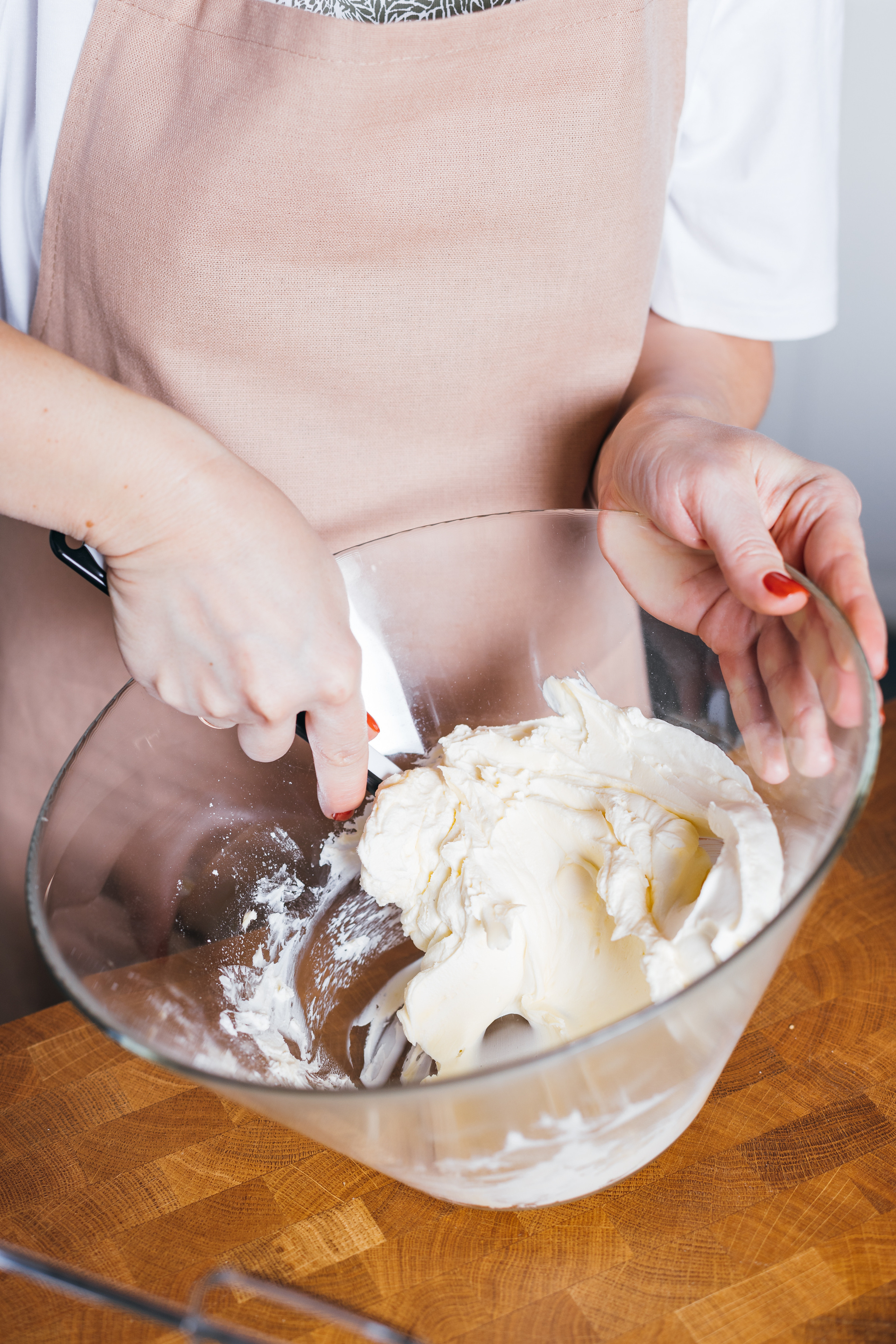Съемка для кондитера Юли. Свадебный и портретный фотограф в Королёве Сергей Чихарев