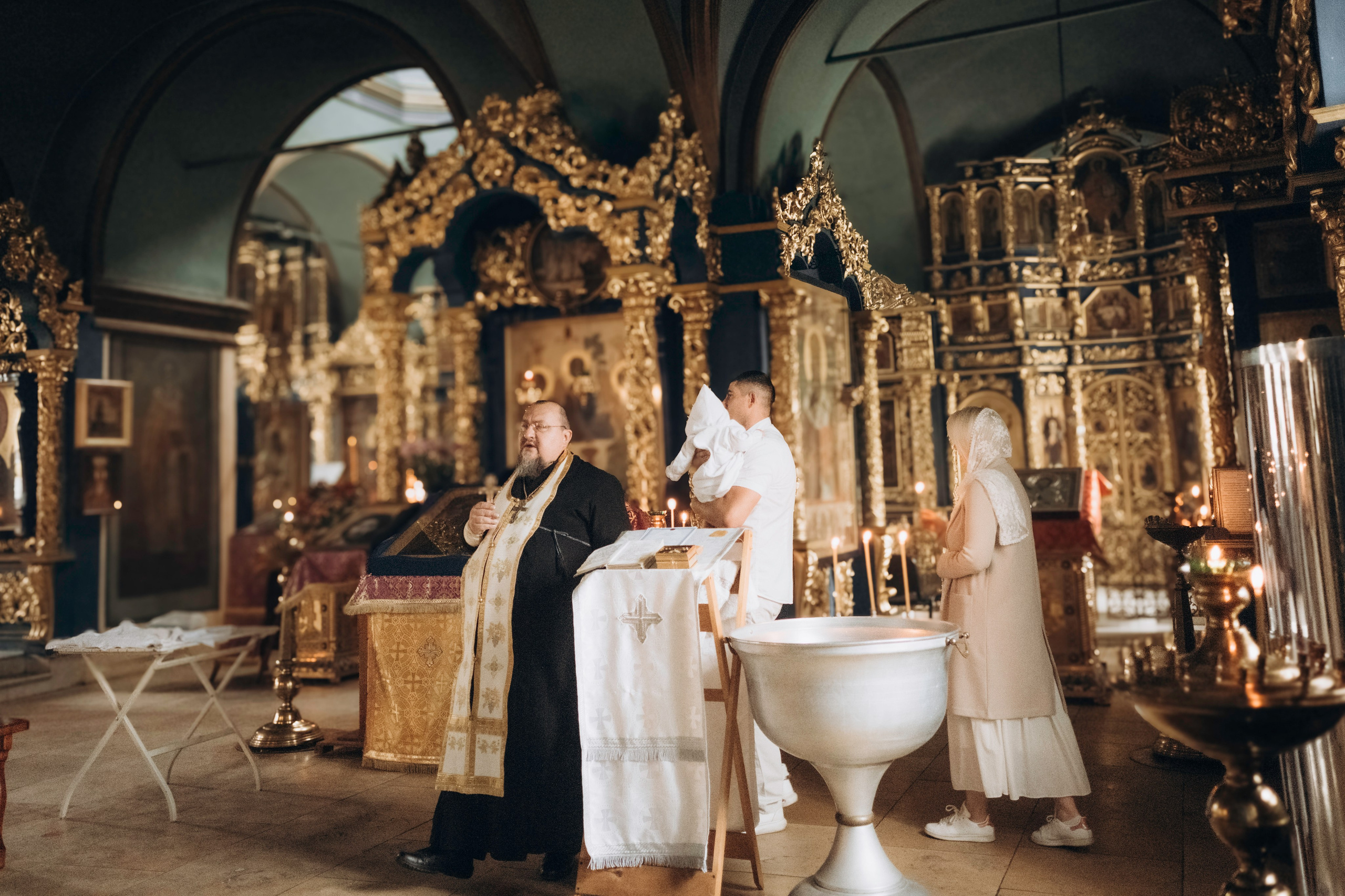 Крещение Киры. Главная