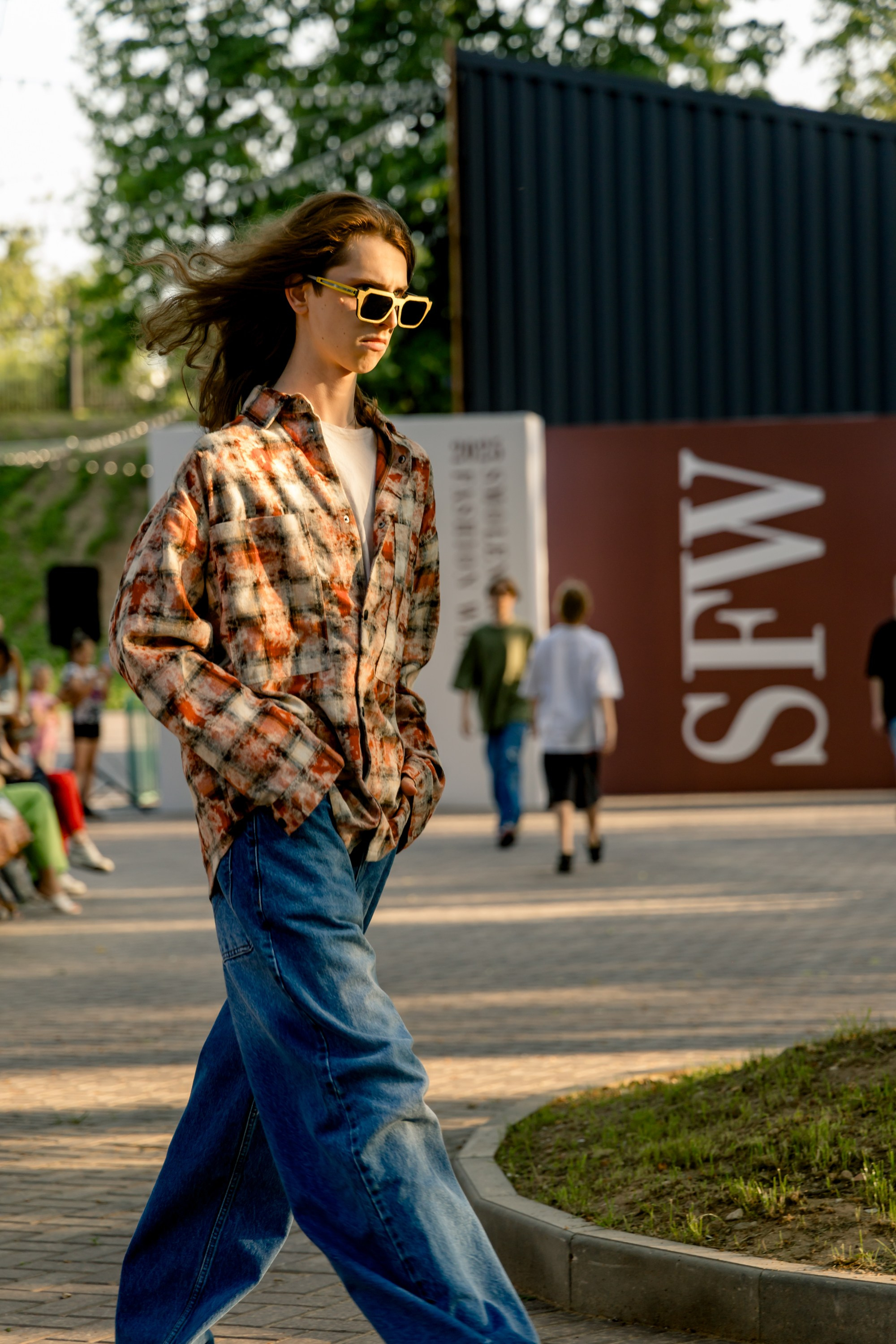 Smolensk Fashion Week 2025_показы_ДЕНЬ 1_ВЕЧЕРНИЙ ПОКАЗ_19:00. Главная