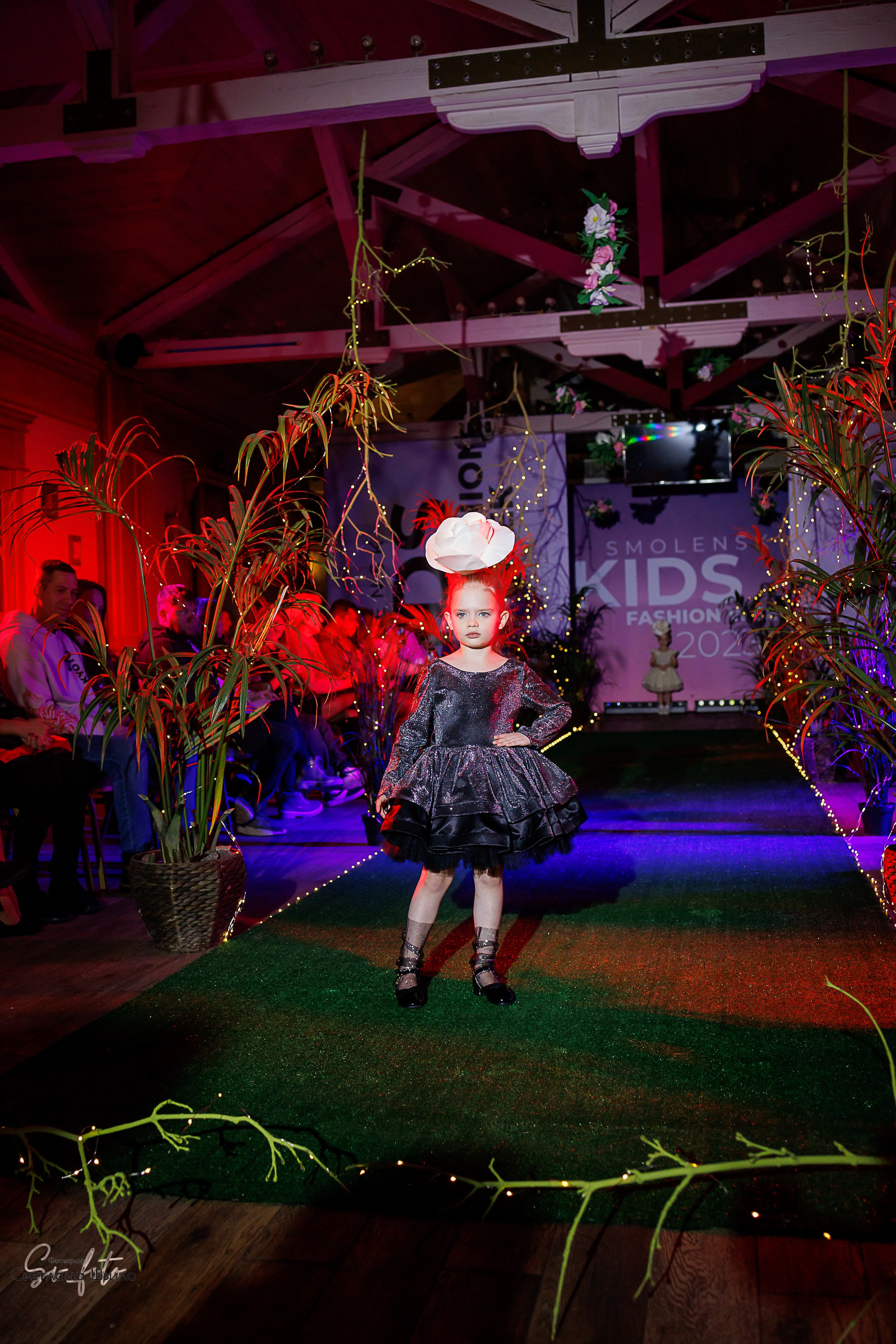 Smolensk Fashion Week_показы_ДЕНЬ 3_ФИНАЛ_Алиса в стране чудес. Главная