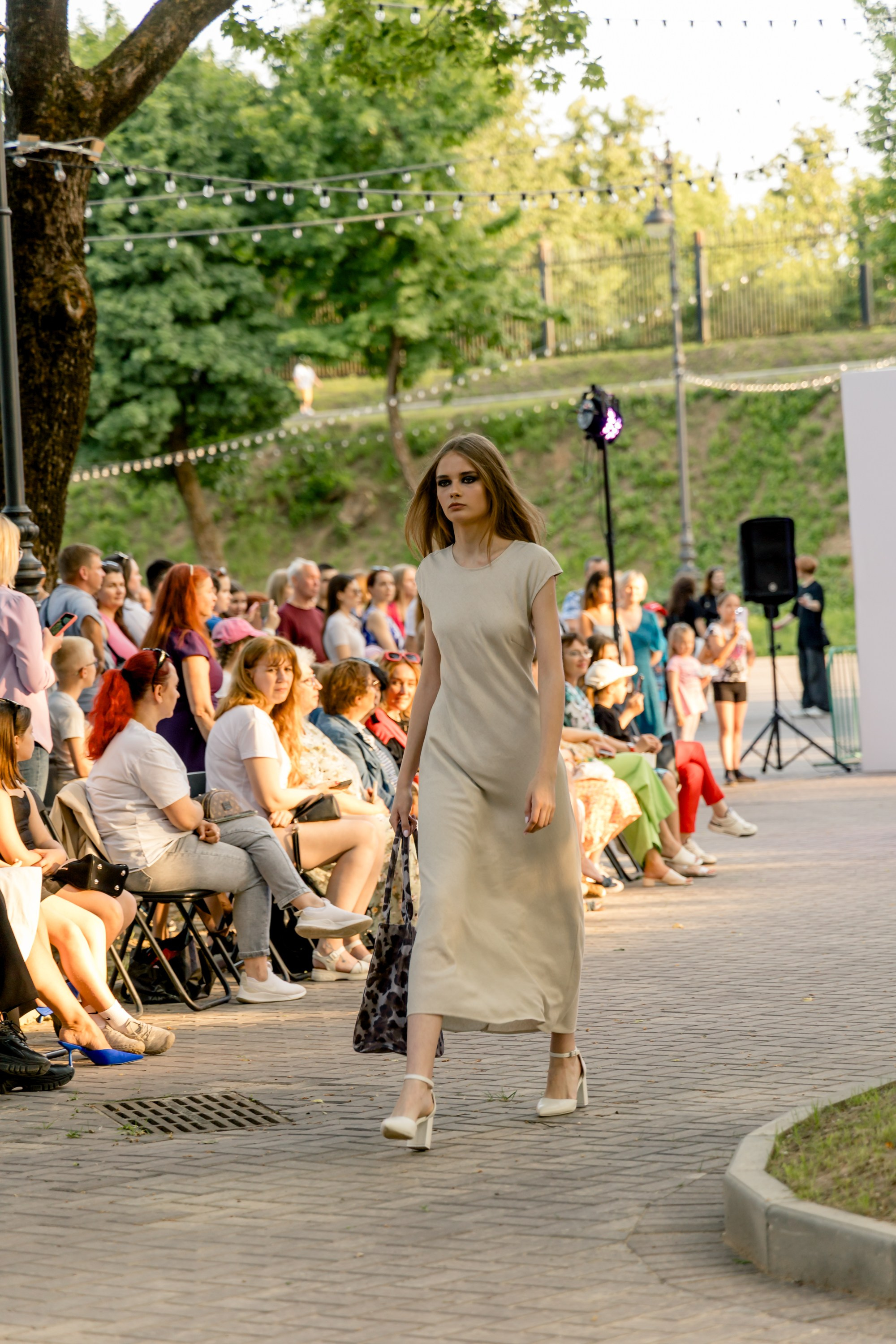 Smolensk Fashion Week 2025_показы_ДЕНЬ 1_ВЕЧЕРНИЙ ПОКАЗ_19:00. Главная