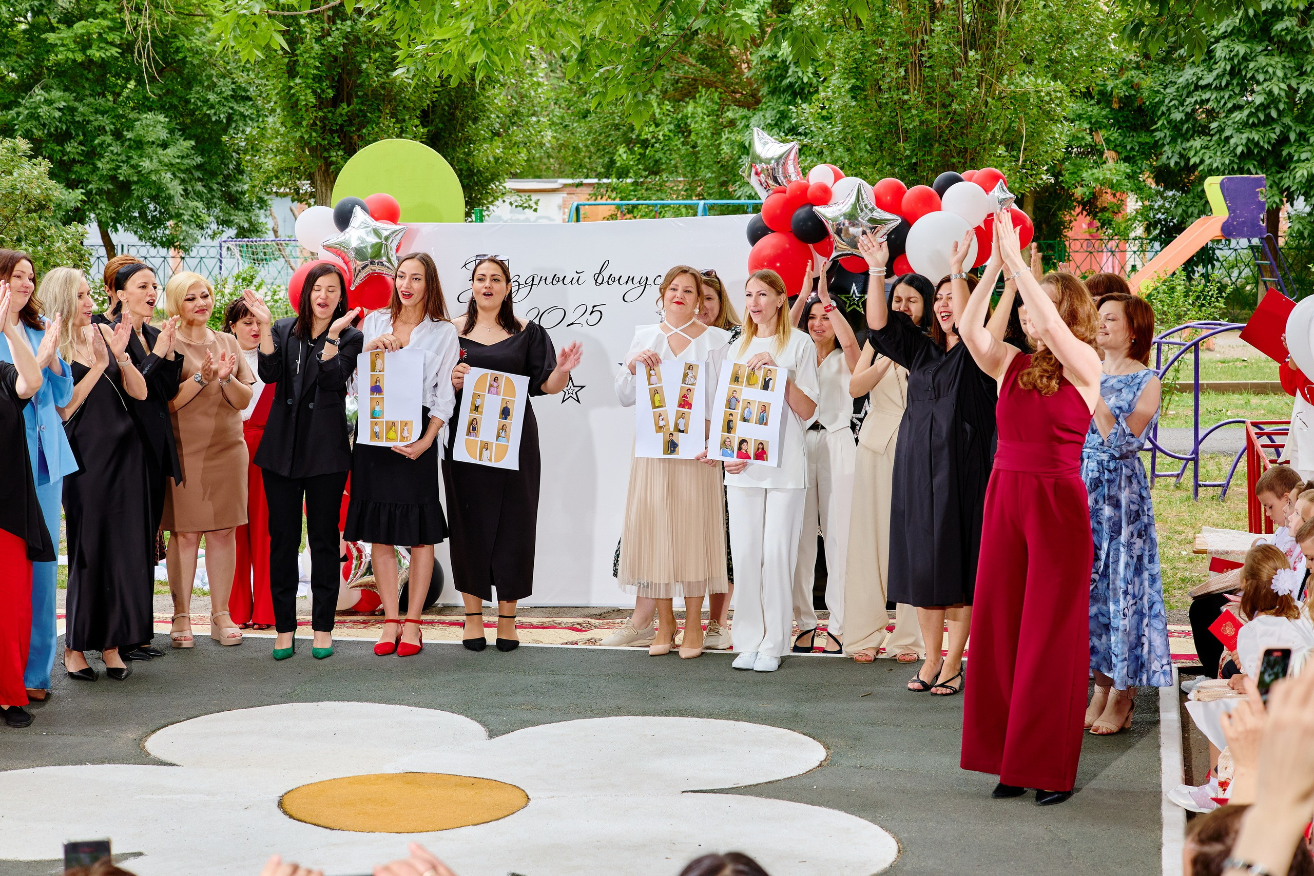 Выпускной 45 сад. Фотограф Выпускные альбомы Таганрог Сергей Коробченко