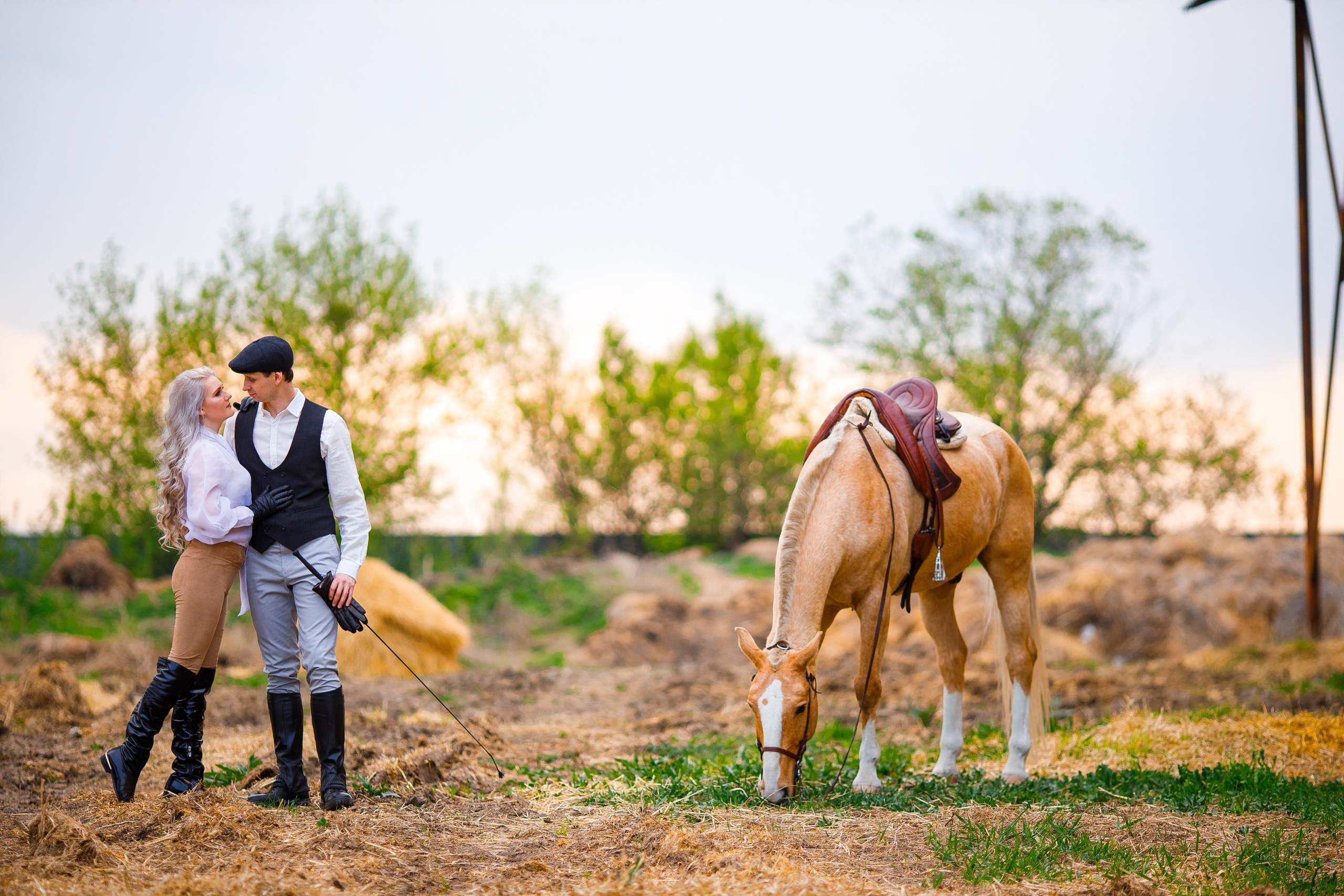 LoveStory с лошадью в Алматы. Свадебный и семейный фотограф в Алматы Алексей Балышев