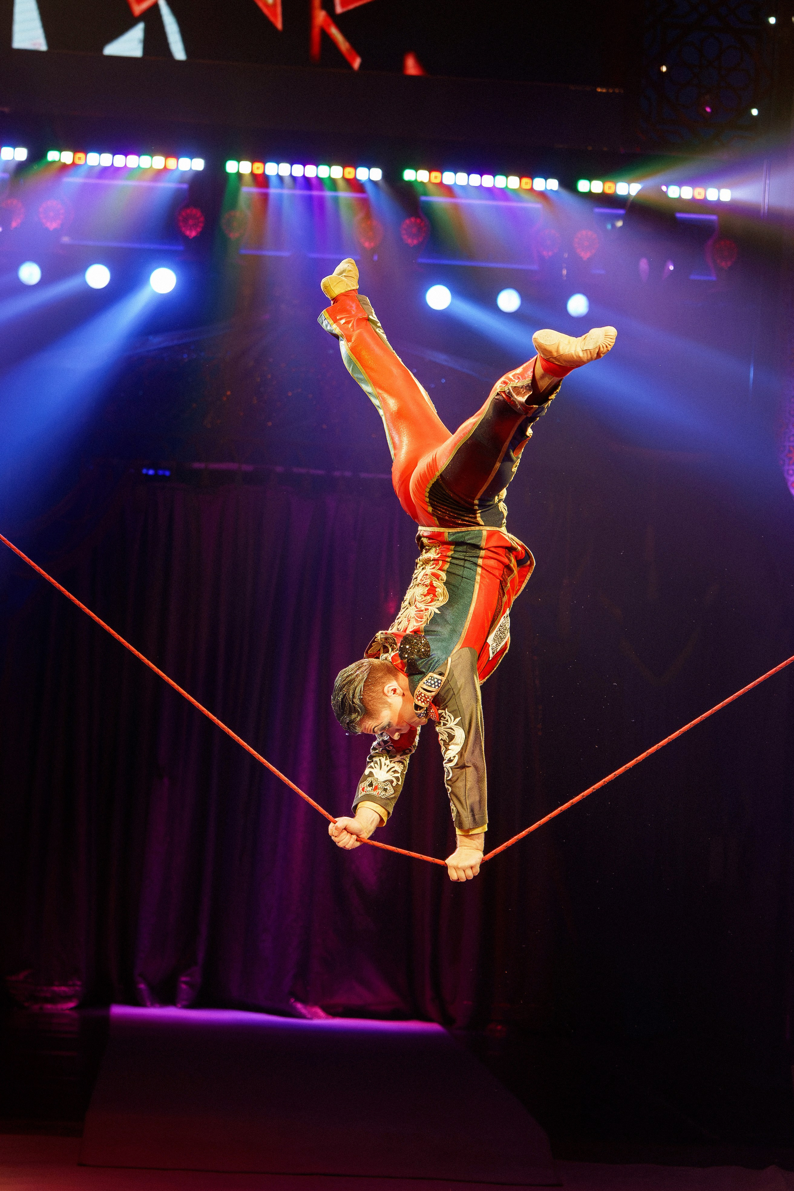 Новое шоу Гии Эрадзе «ПЕСЧАНАЯ СКАЗКА». Фотомастерская Воробьевых