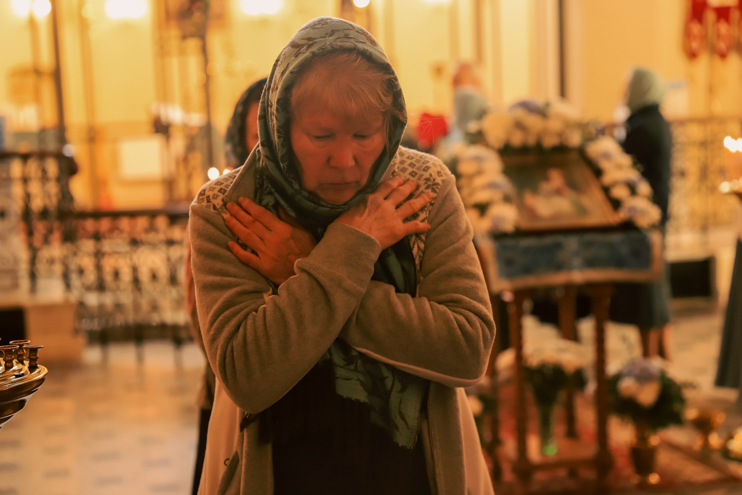 Служба в церкви