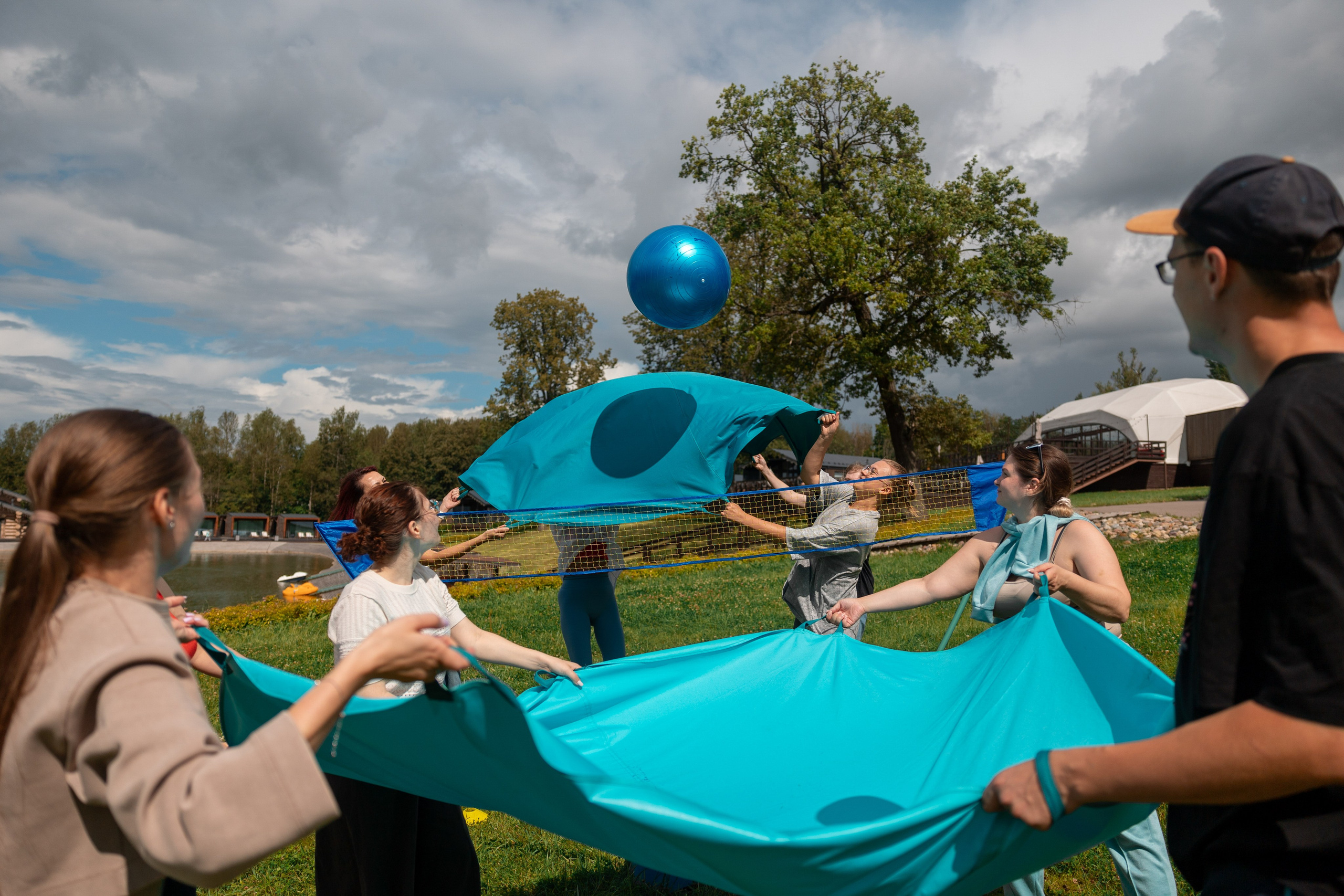 Тимбилдинг с банкетом. Ваш фотограф и видеограф
