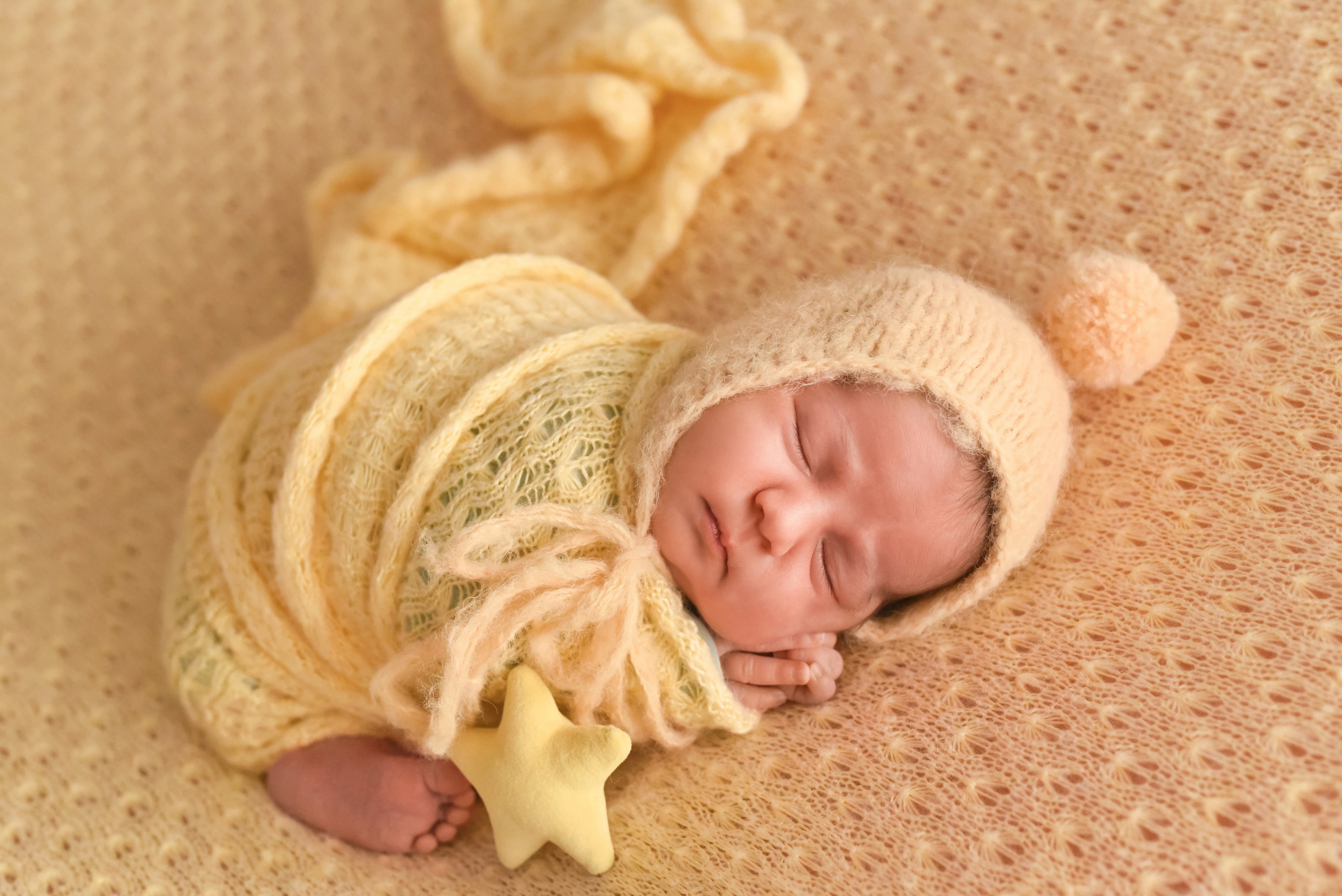 Новорожденные малыши. Детский и семейный Фотограф г. Красноярск