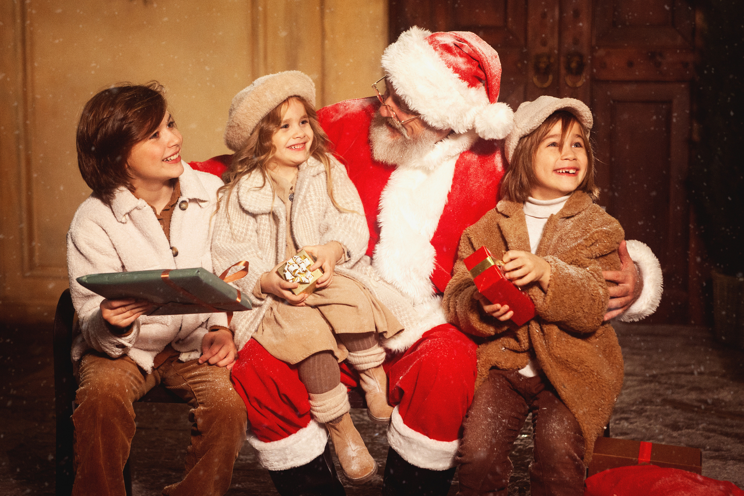 Детская, семейная фотосъемка. Фотосъёмка праздников. Фотограф Антонина Свешникова. ВЫПУСКНЫЕ ФОТОКНИГИ для детских садов и школ. Москва, Владимир