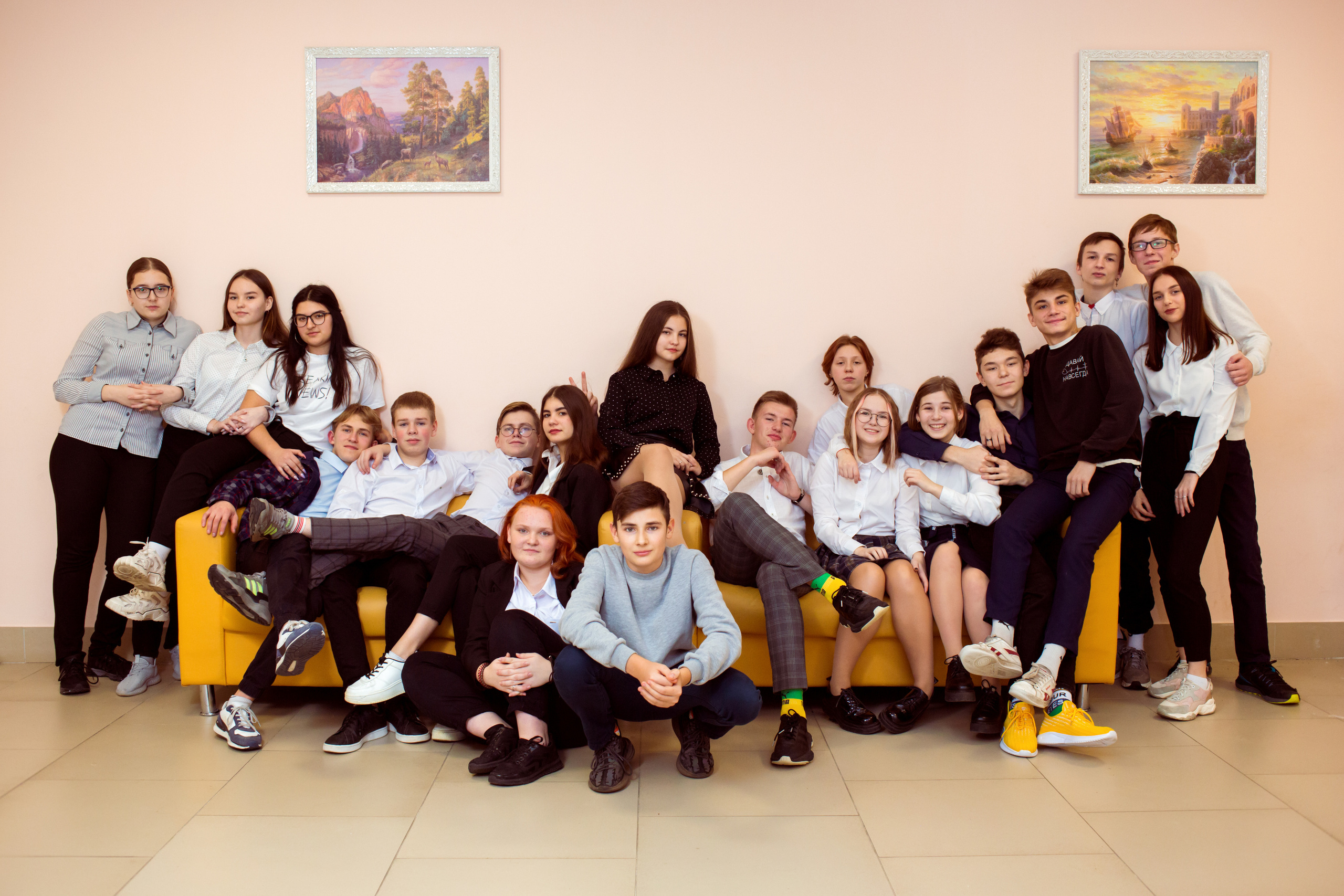 Школьная съемка. Фотограф Антонина Свешникова. ВЫПУСКНЫЕ ФОТОКНИГИ для детских садов и школ. Москва, Владимир