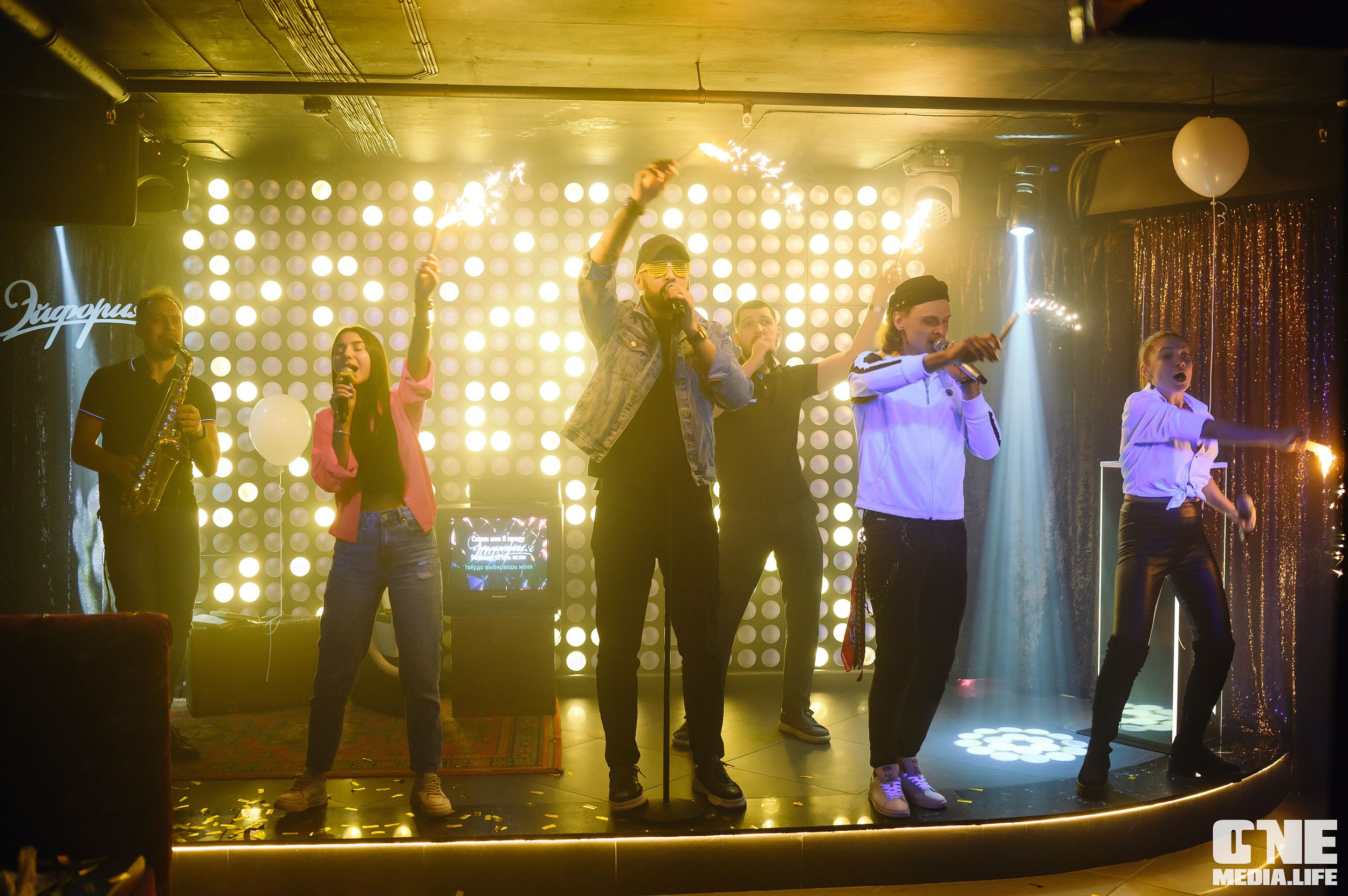 Фоторепортаж из караоке-клуба Эйфория. One Media Life: фоторепортажи, фотоотчеты с мероприятий и заведений