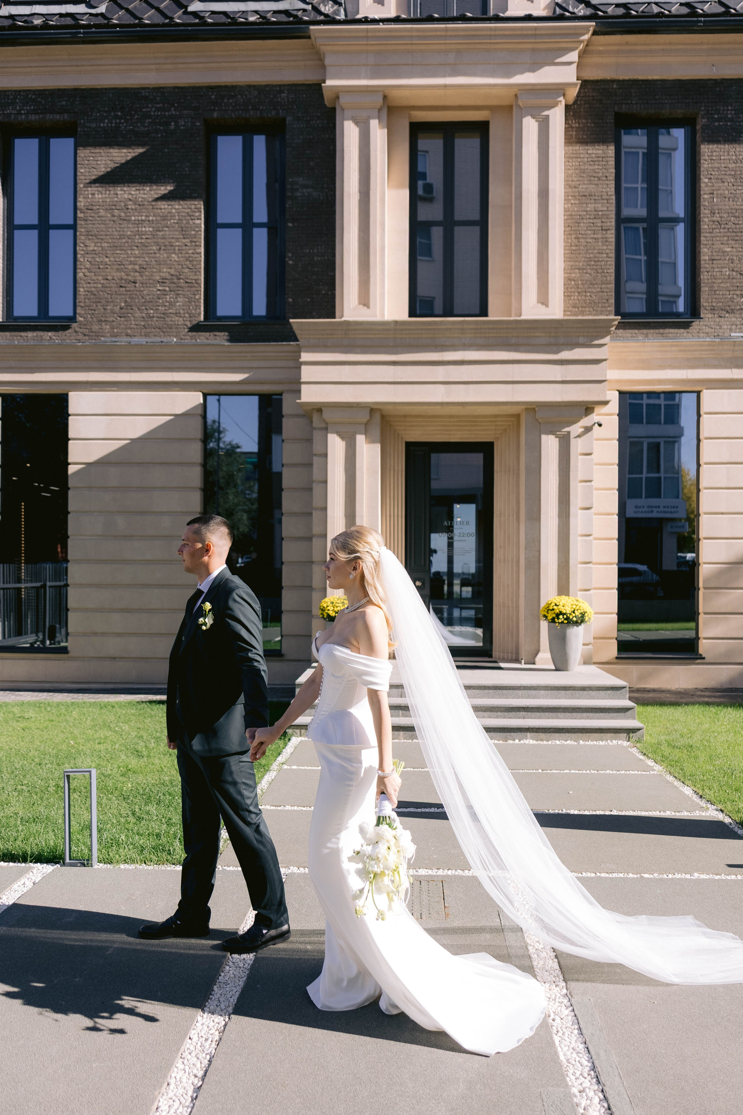 Ангелина, Ефим (прогулка после ЗАГСа). Фотограф в Волгограде Кристина Прохоренко