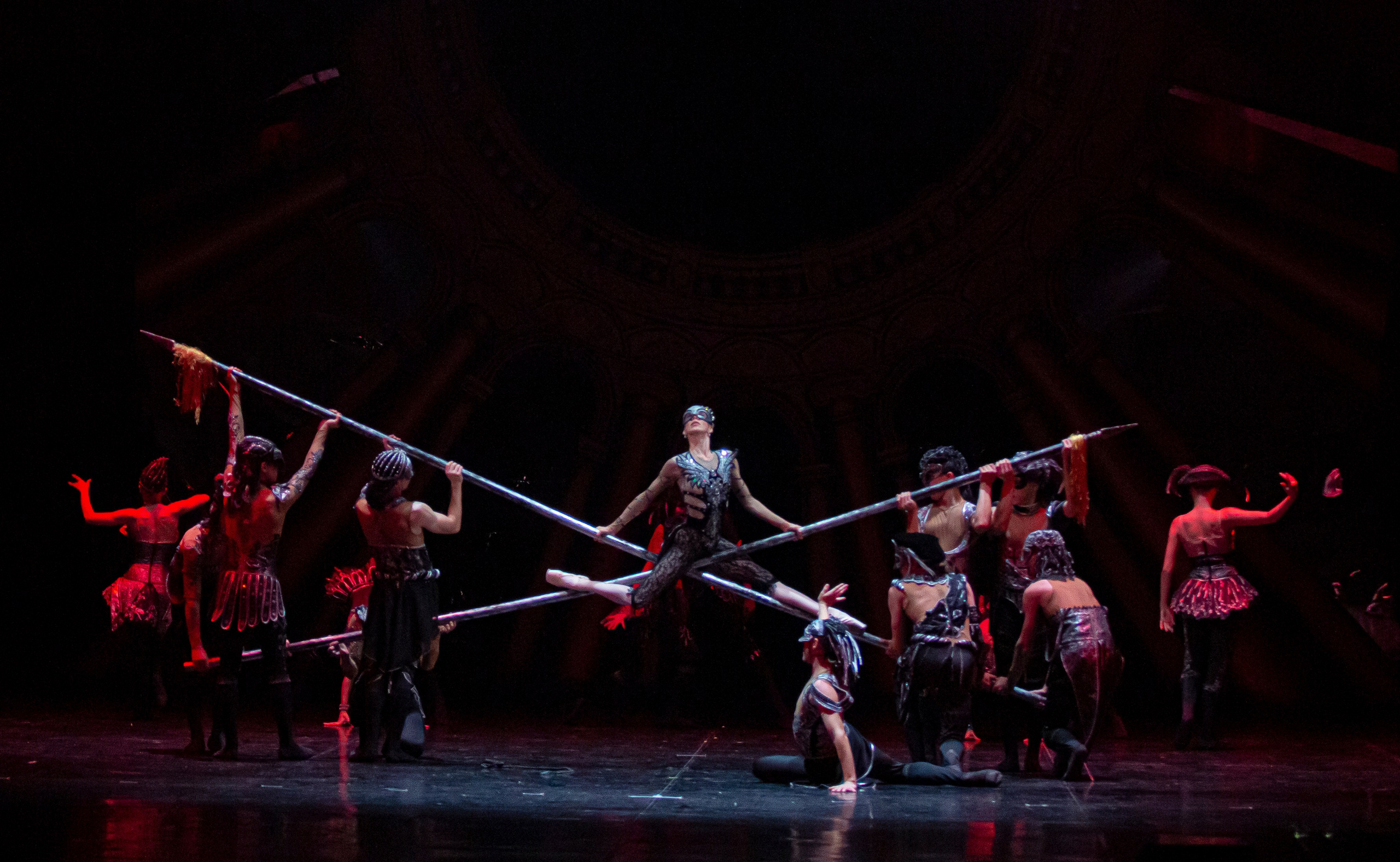 Русский Гамлет спектакль премьера Марийского театра оперы и балета в Зимнем театре г. Сочи. Фотограф в Сочи Юрий Шептаев