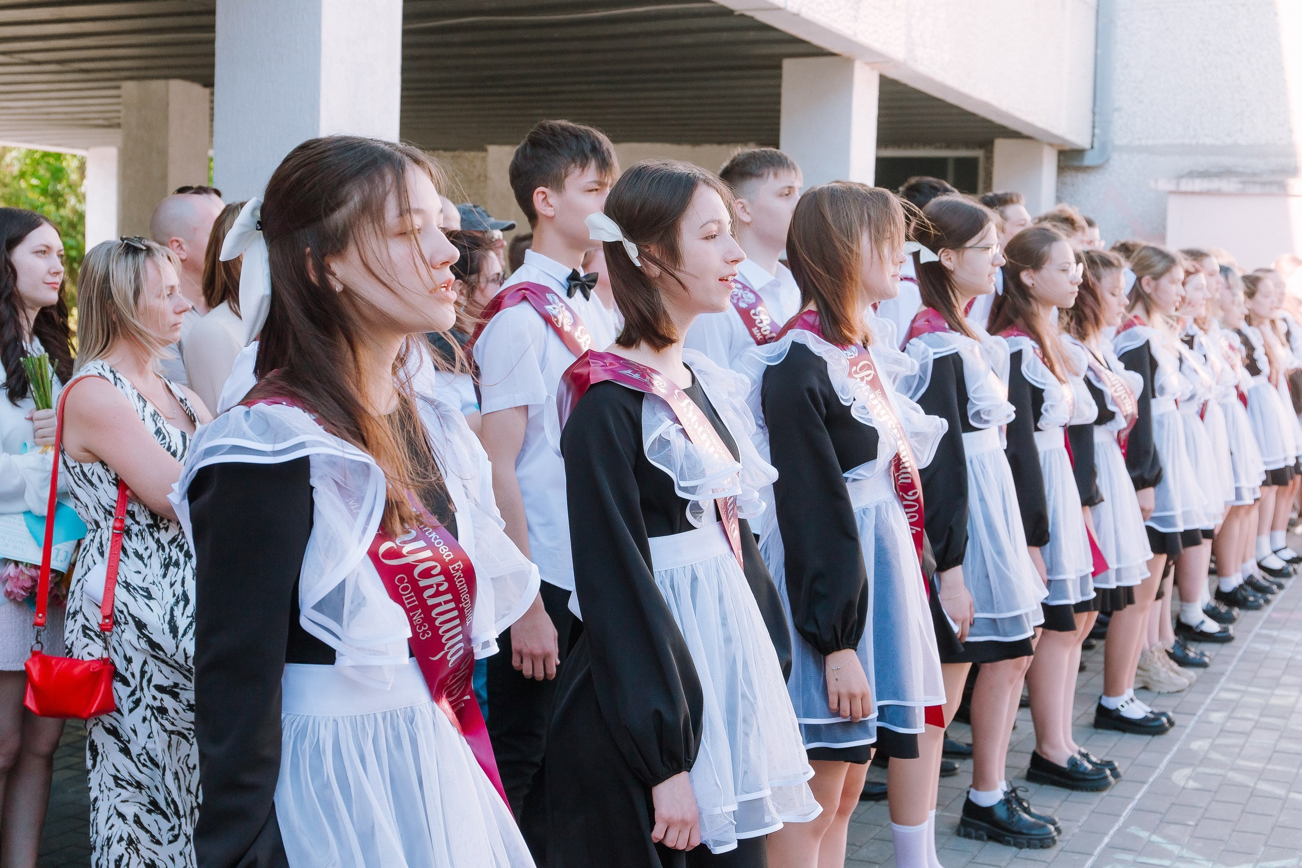 11 класс 33 школа. Выпускные альбомы Натальи Бутко: Новороссийск, Анапа, Геленджик