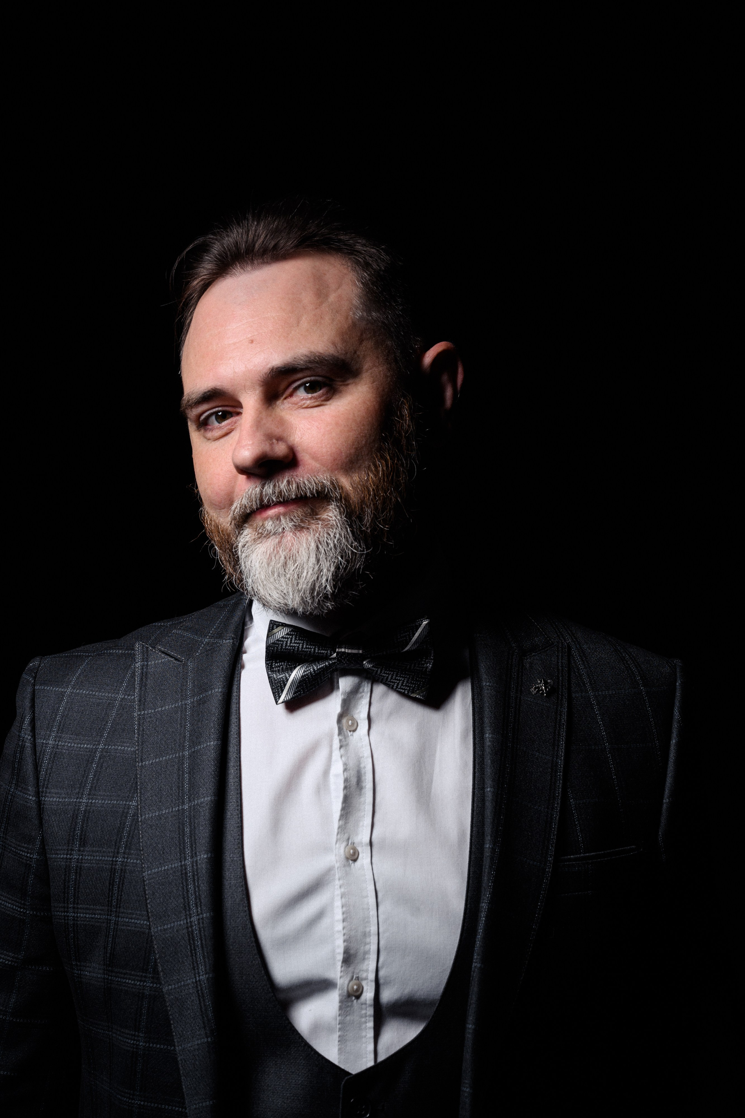 Джентльмен в студии. Фотограф в Ростове-на-Дону Оксана Филатьева