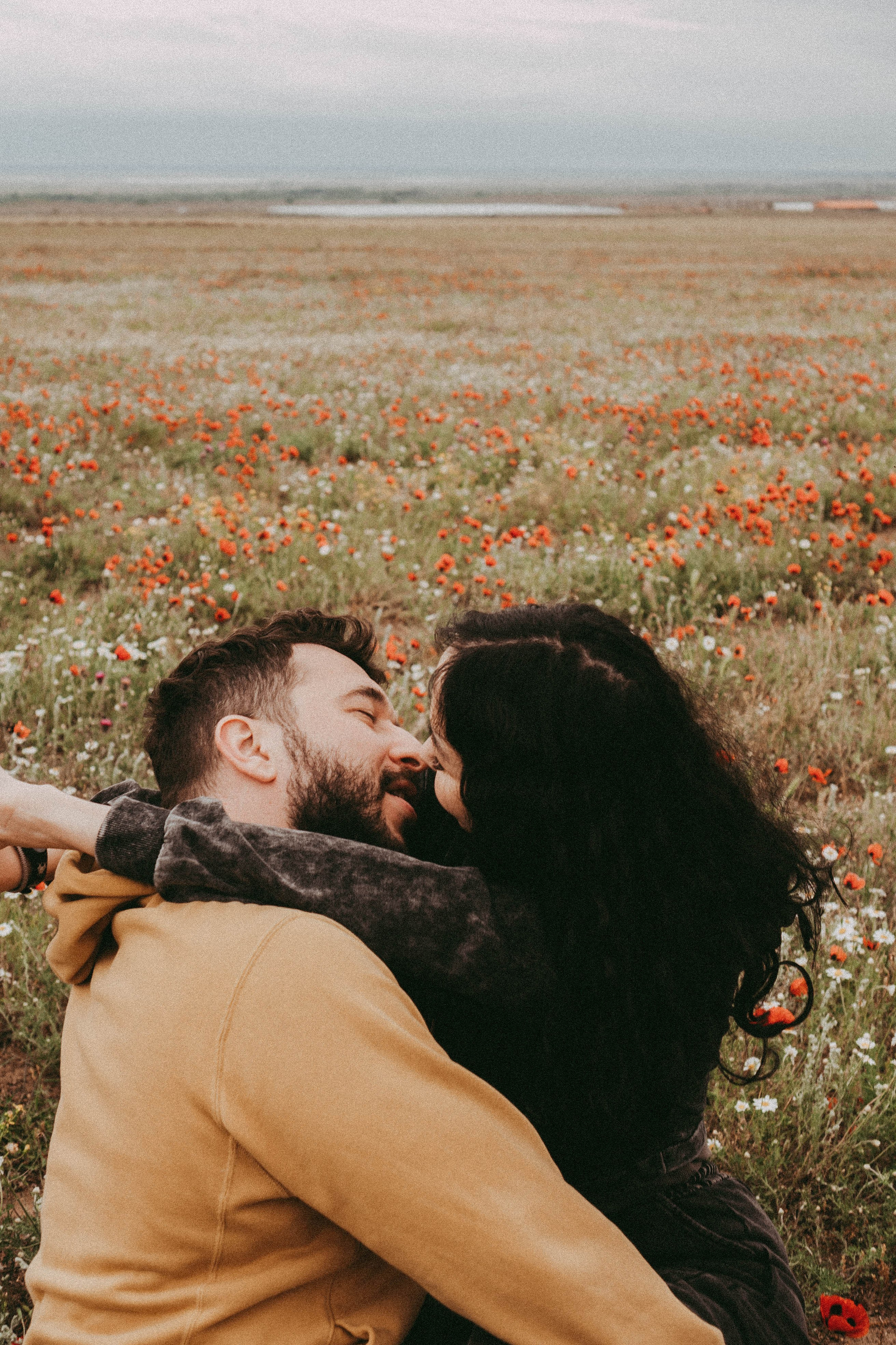Любовь в маковом поле. Профессиональный фотограф, Санкт-Петербург — Виктория Богомолова