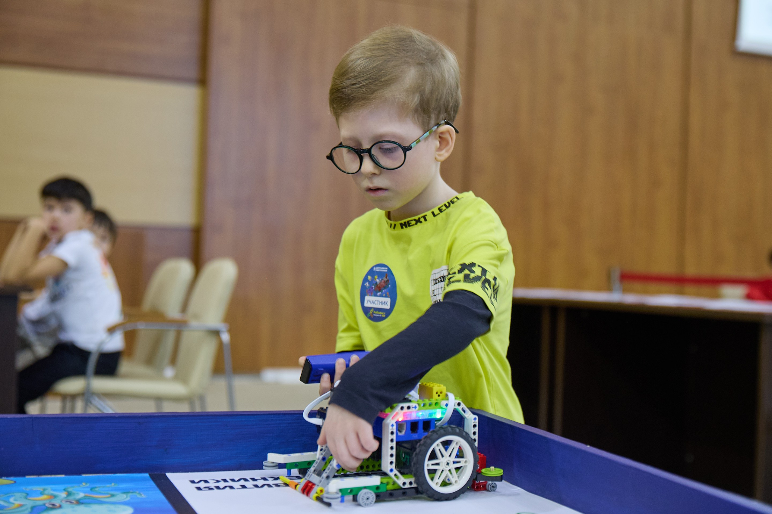Соревнования по робототехнике. Профессиональный репортажный фотограф Инесса Иминова