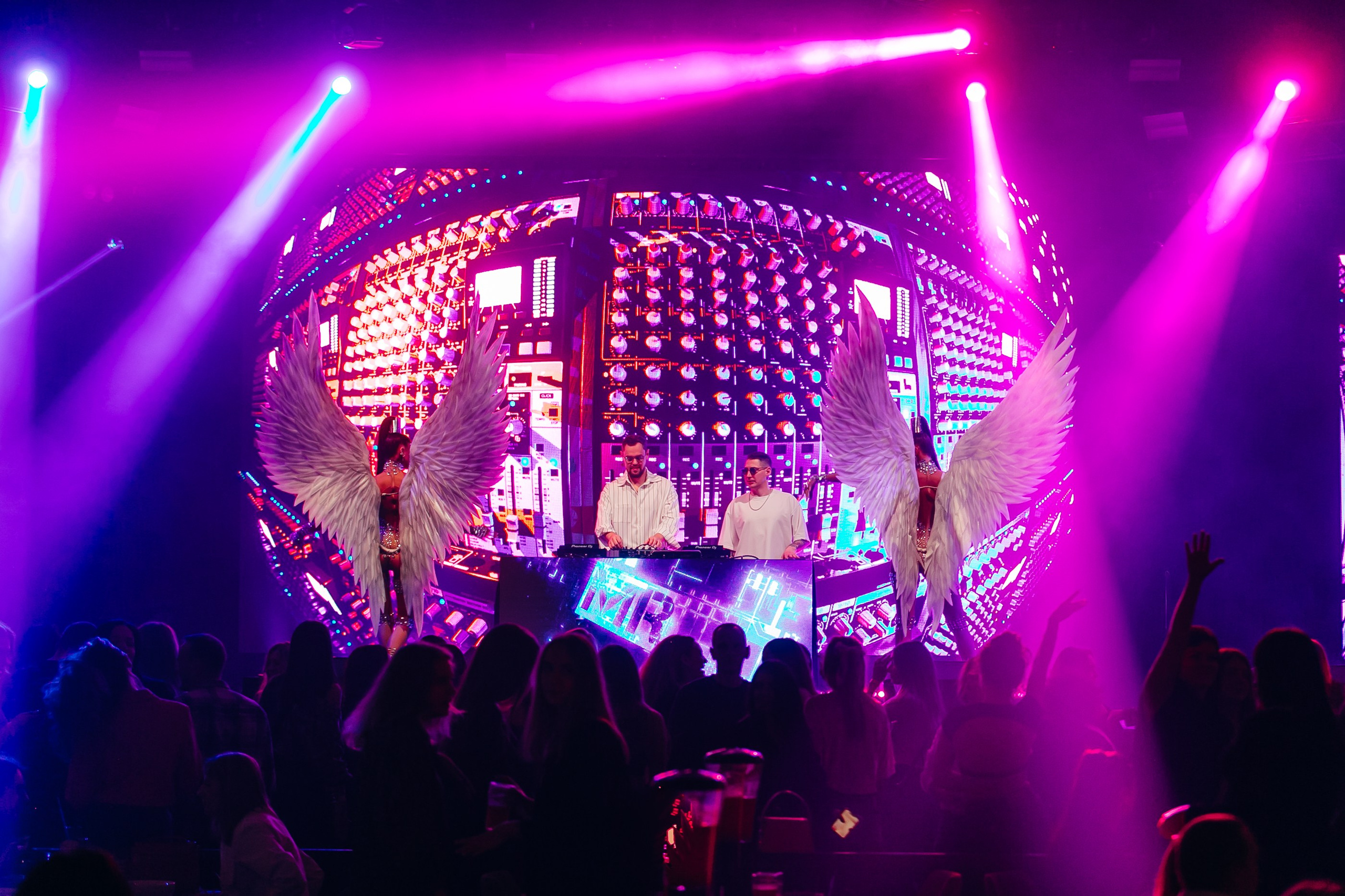 Ночная жизнь Смоленска. Фотограф | Михаил Буш Смоленск