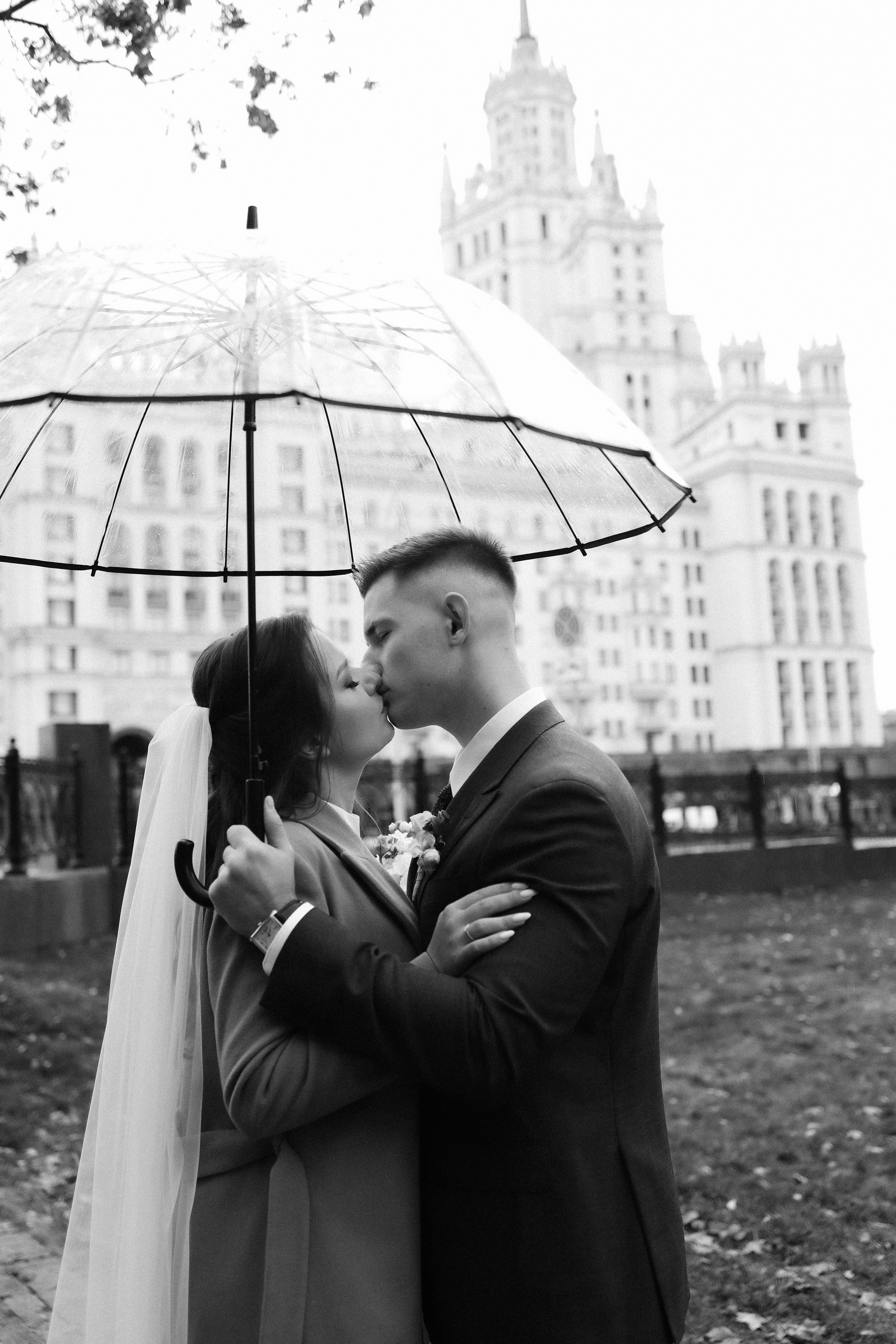 М. + В. Таганский загс, студийная лавстори. Семейный и lovestory фотограф в Москве Светлана Коняхина