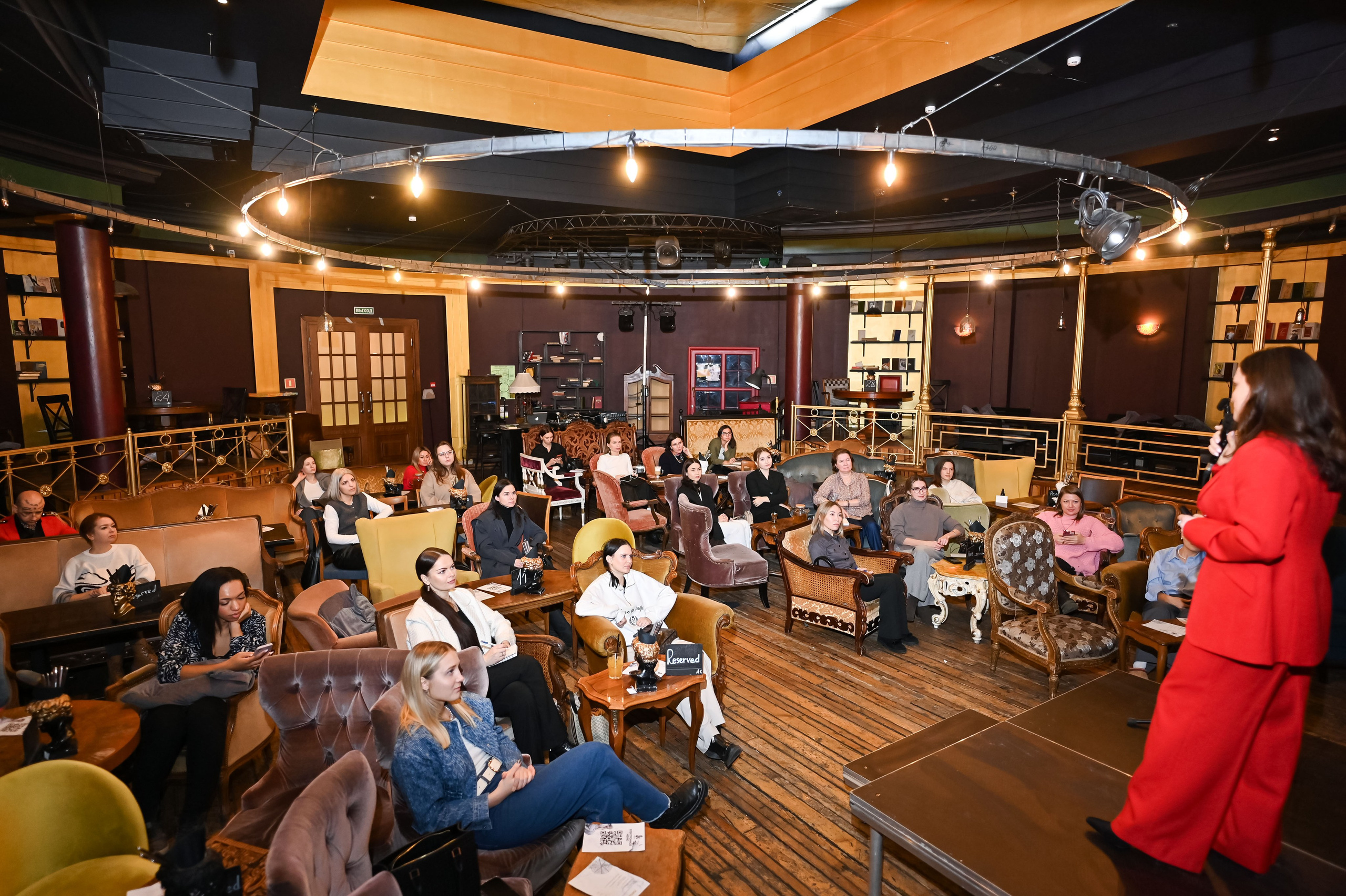 Репортажная съемка МК для клуба itsuptou. ZDARONOKIA Репортажный фотограф