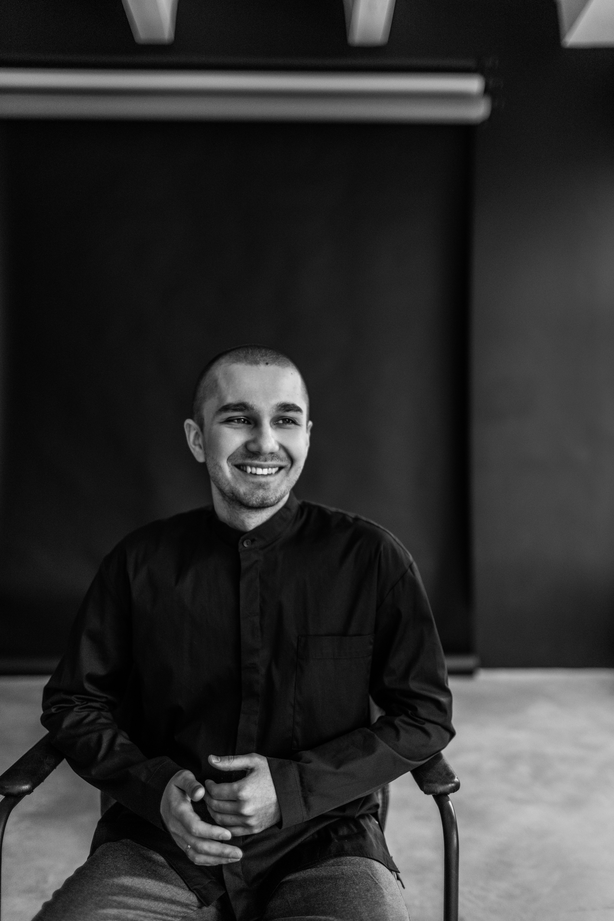 Стилист-фотограф Москва, мужские черно-белые образы.