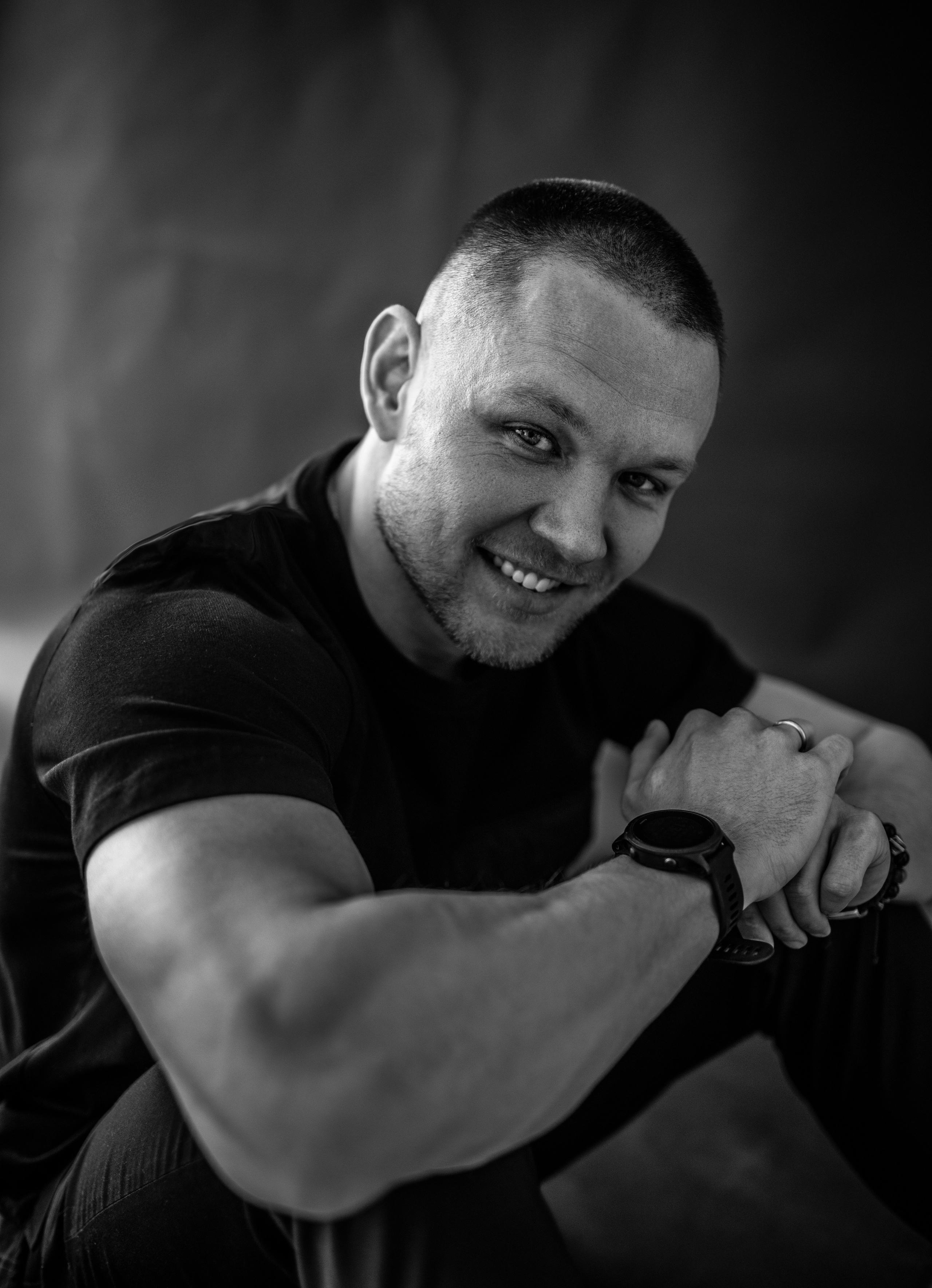 Мужские портреты. Портфолио фотографа Евгении Безрук. Мужской фотограф Евгения Безрук в Москве