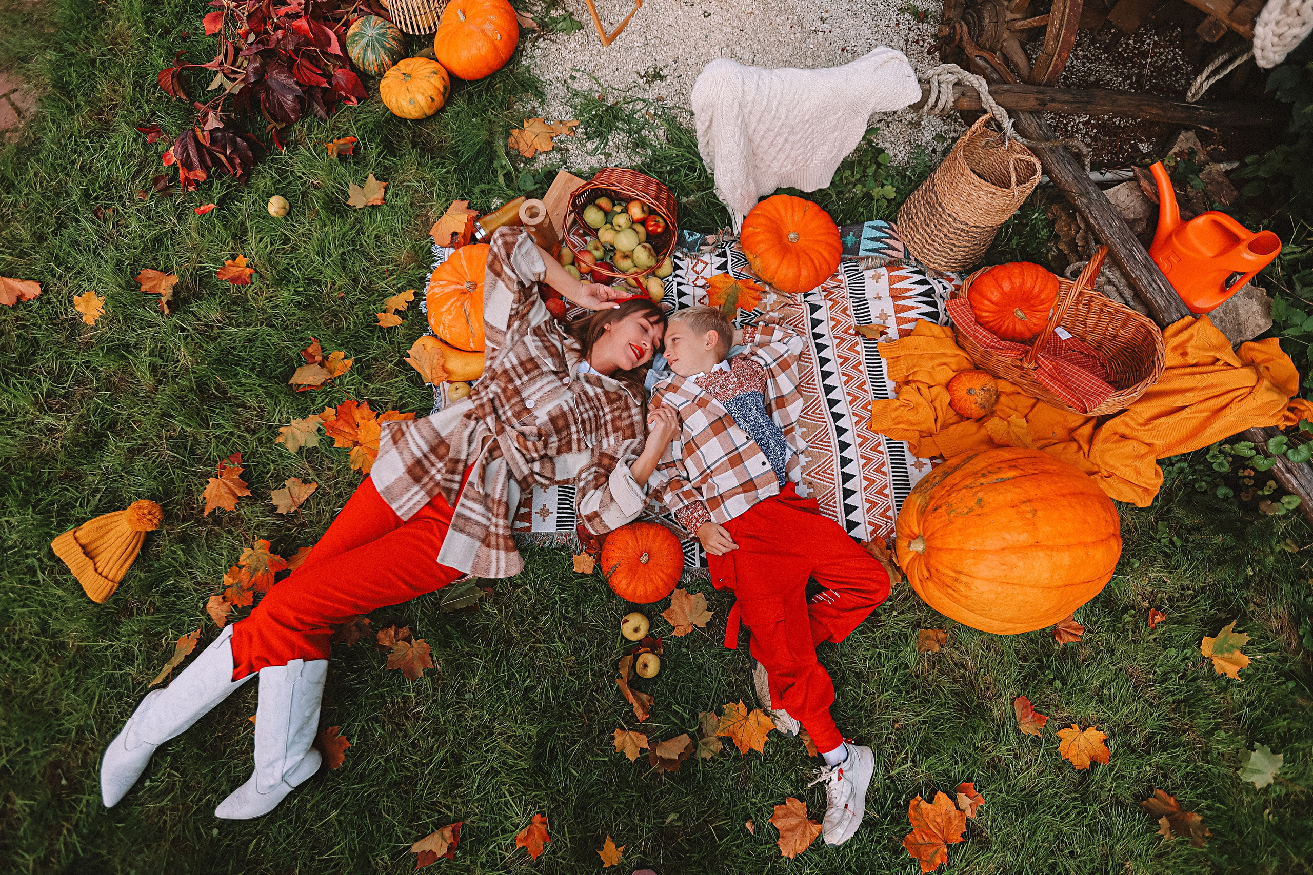 Тыквы. Семейный фотограф Тюмень, фотограф на роды Салмина Мария