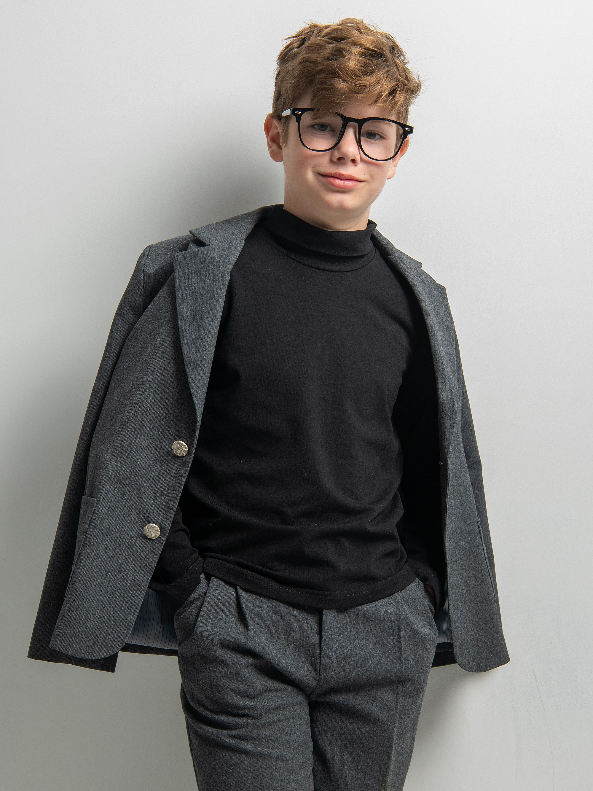 Для Wildberries, Ozon, СберМегамаркет, Авито и других маркетплейсов. Фотосъёмка интерьеров и архитектуры гостиниц, промышленная съёмка