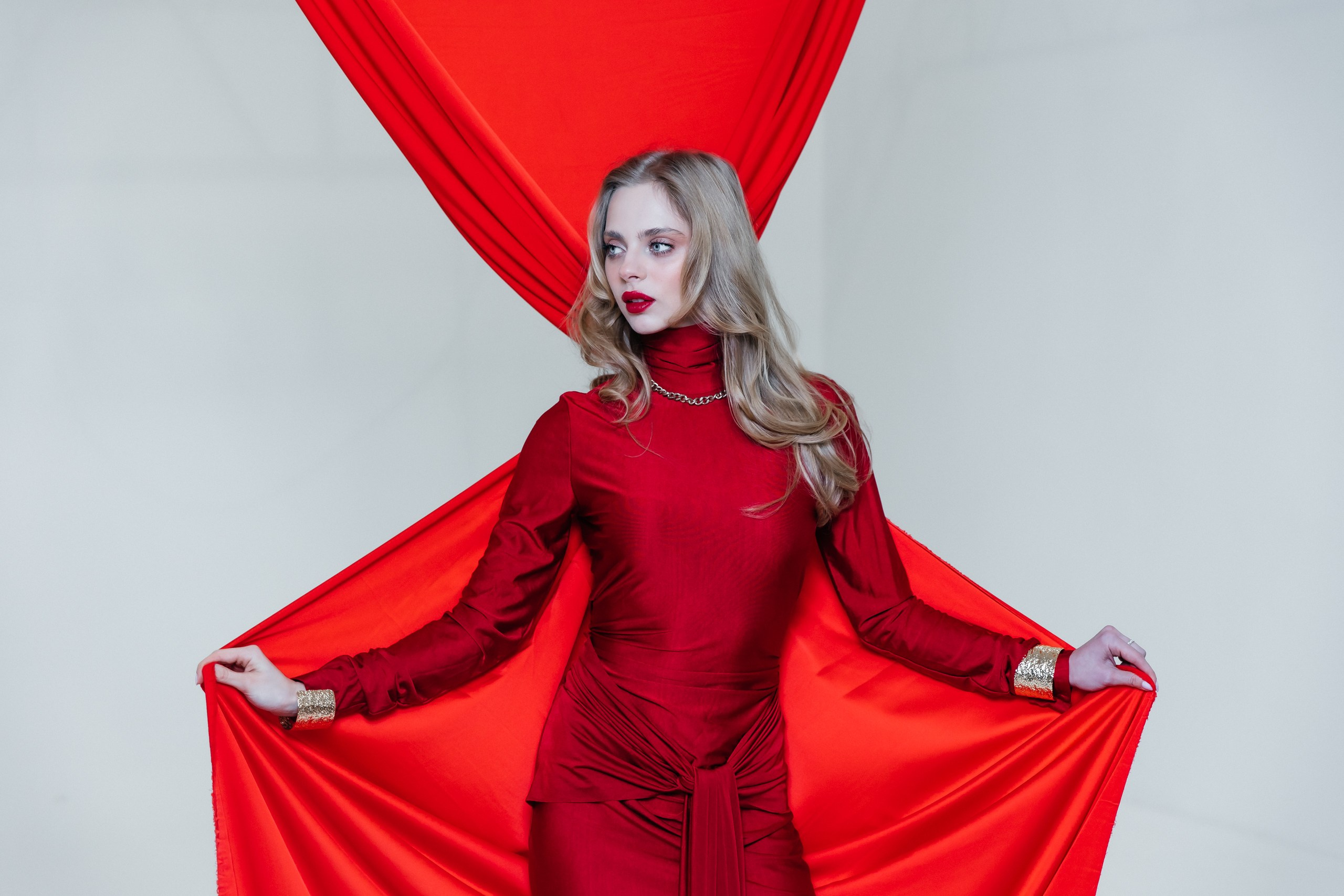 Цвет настроения КРАСНЫЙ. Свадебный фотограф в Москве