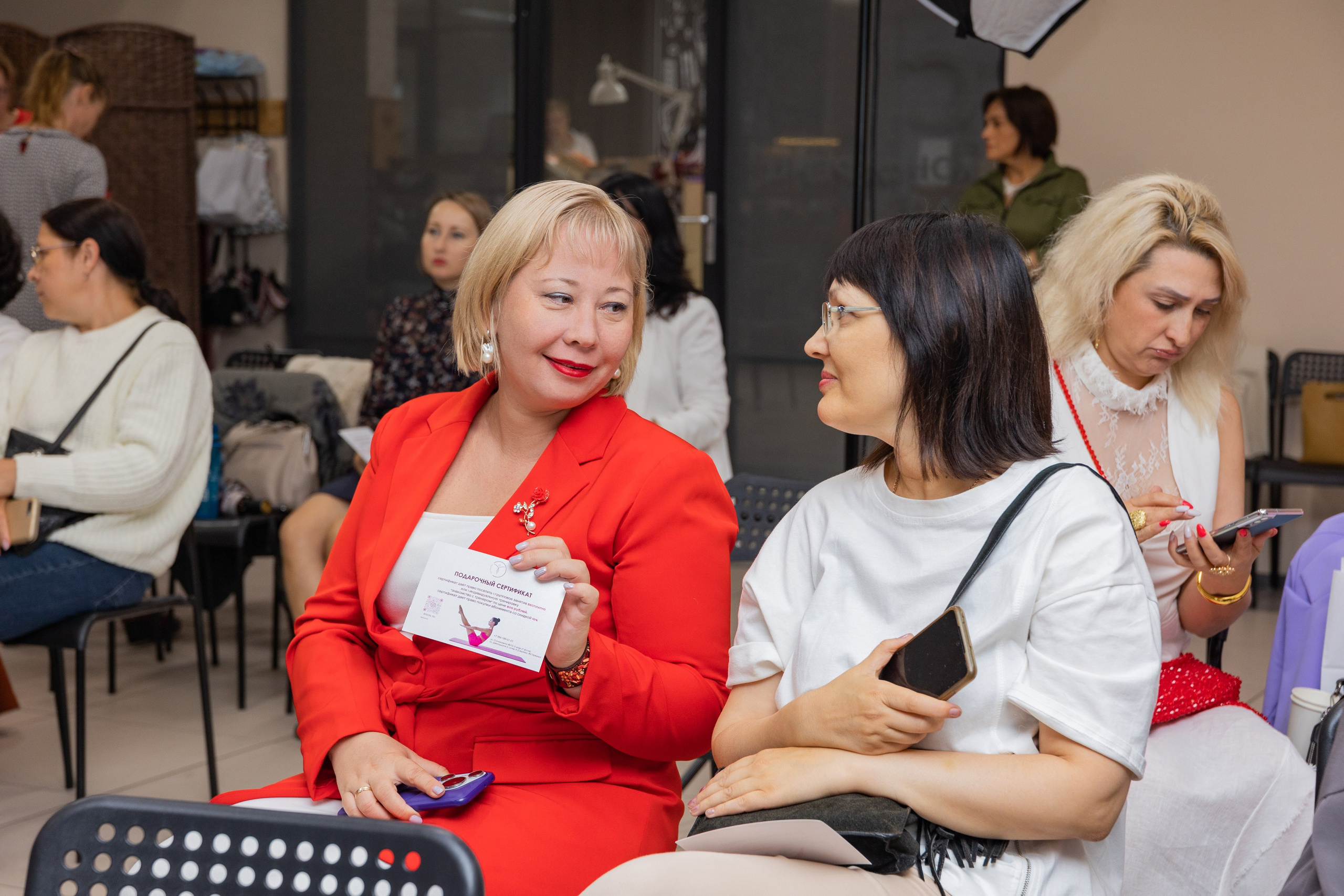 ProWomen. Выпускные альбомы во Владивостоке