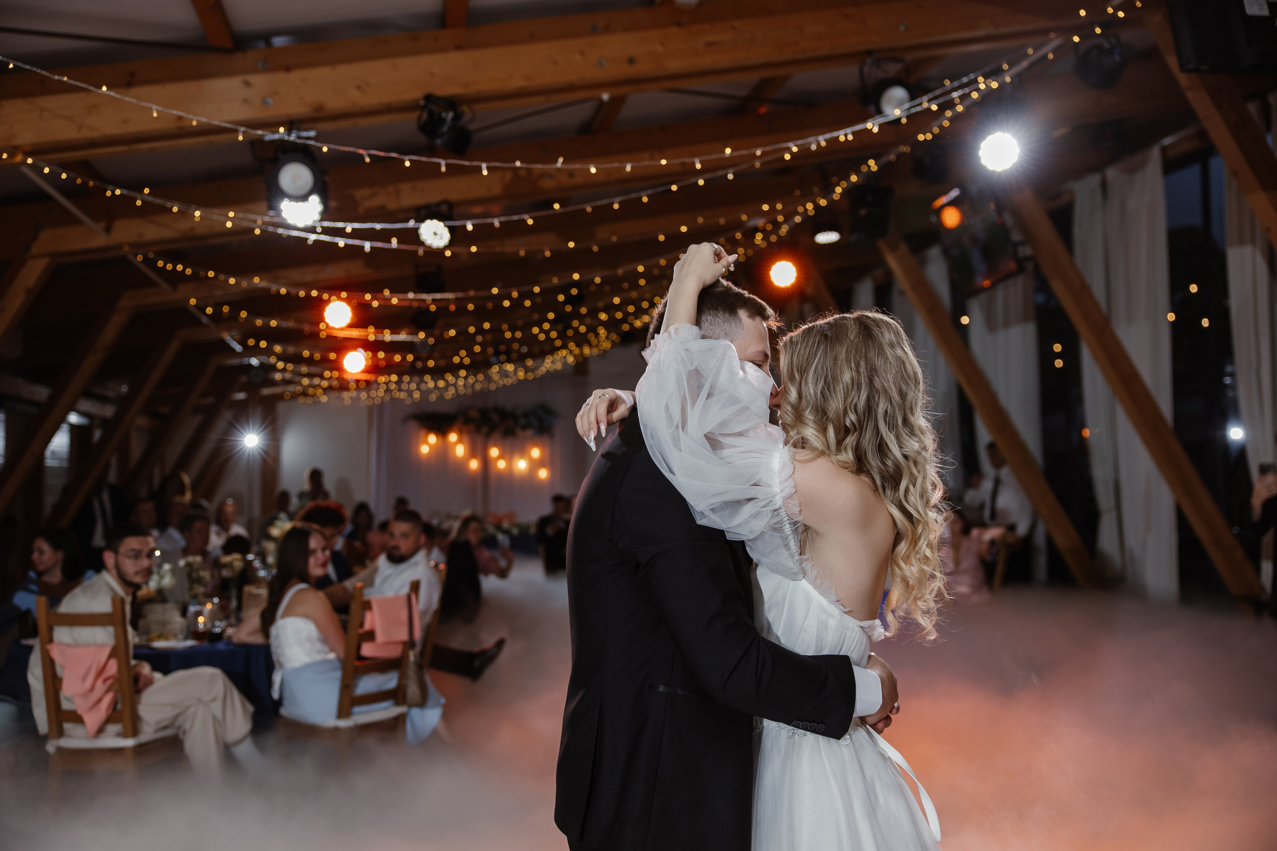 Фотограф на свадьбу на полный день. Фотограф, видеограф на свадьбу в Москве Никита Назаров